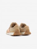 Zapatillas New Balance NW327 V1 Beige y Salmn