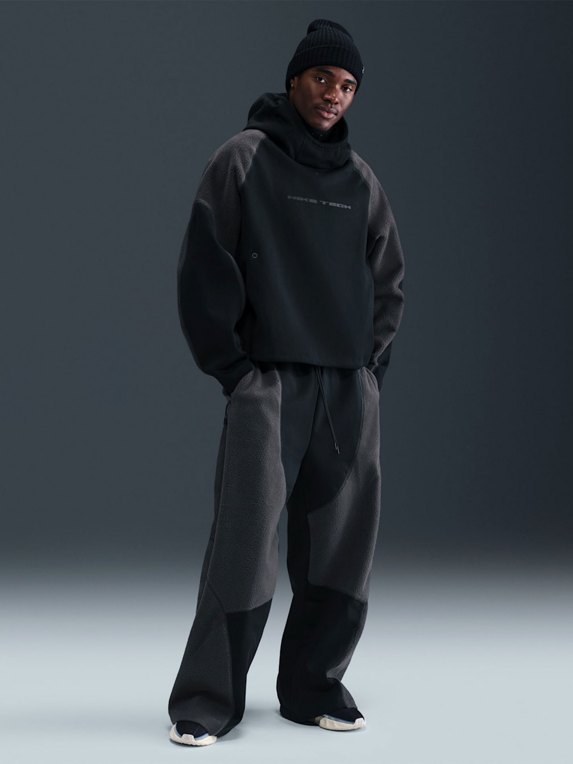 Camisola com Capuz Nike Tech Boreas Preta e Cinzenta Para Homem