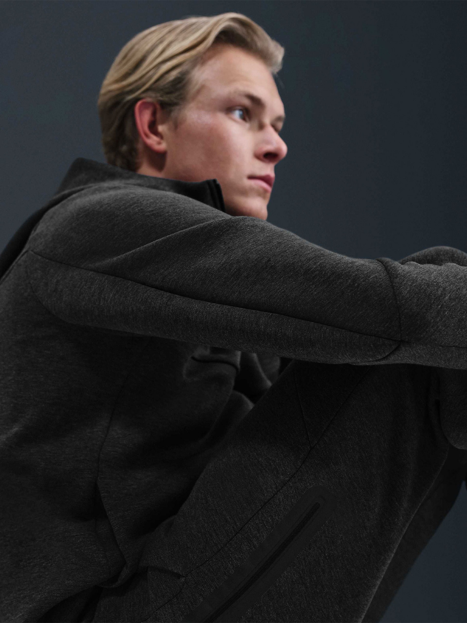 Pantalones Nike Tech Fleece Slim Fit Grises Para Hombre