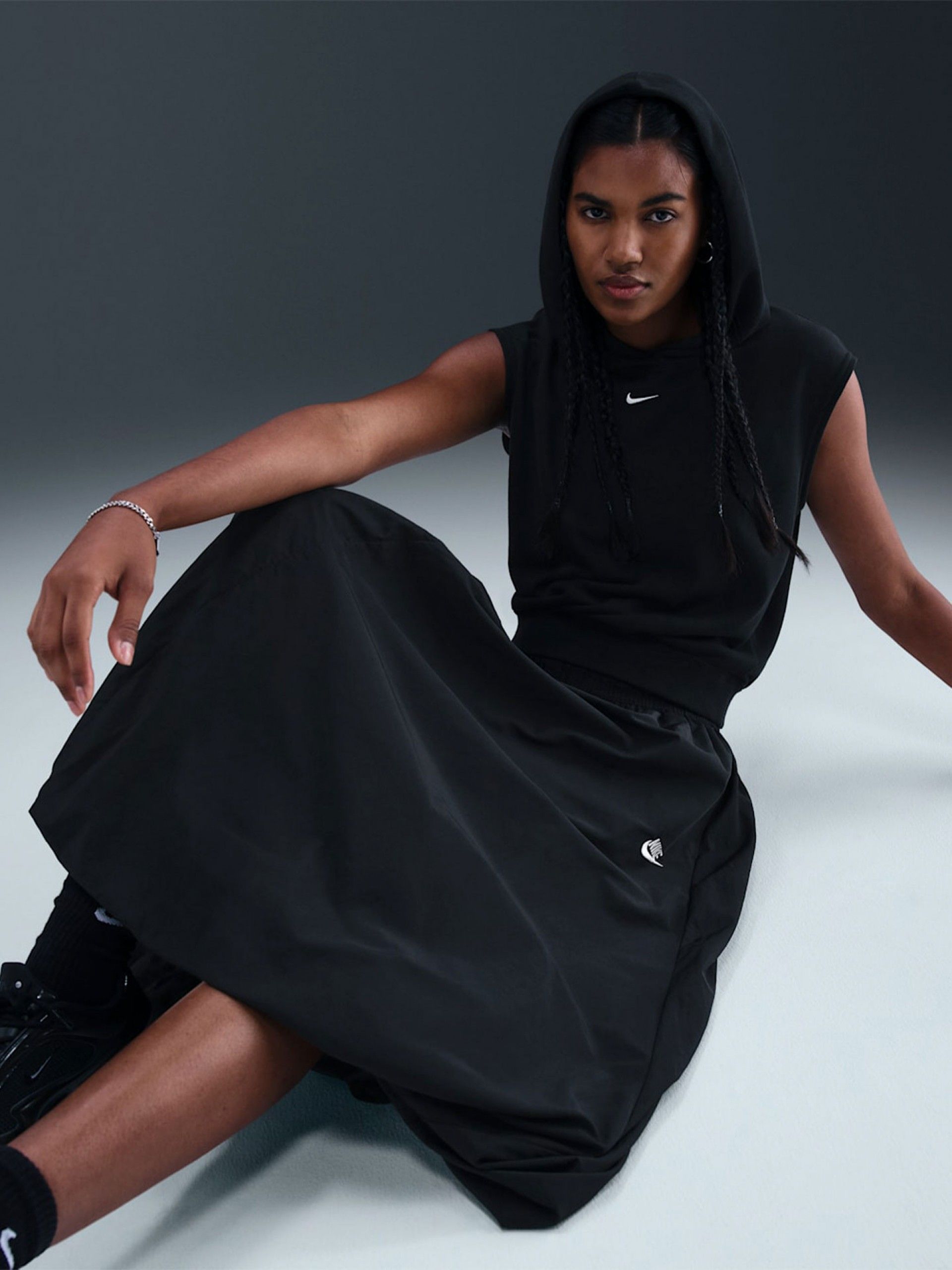 Nike Sportswear Windrunner High Rise Nylon Black Skirt For Women