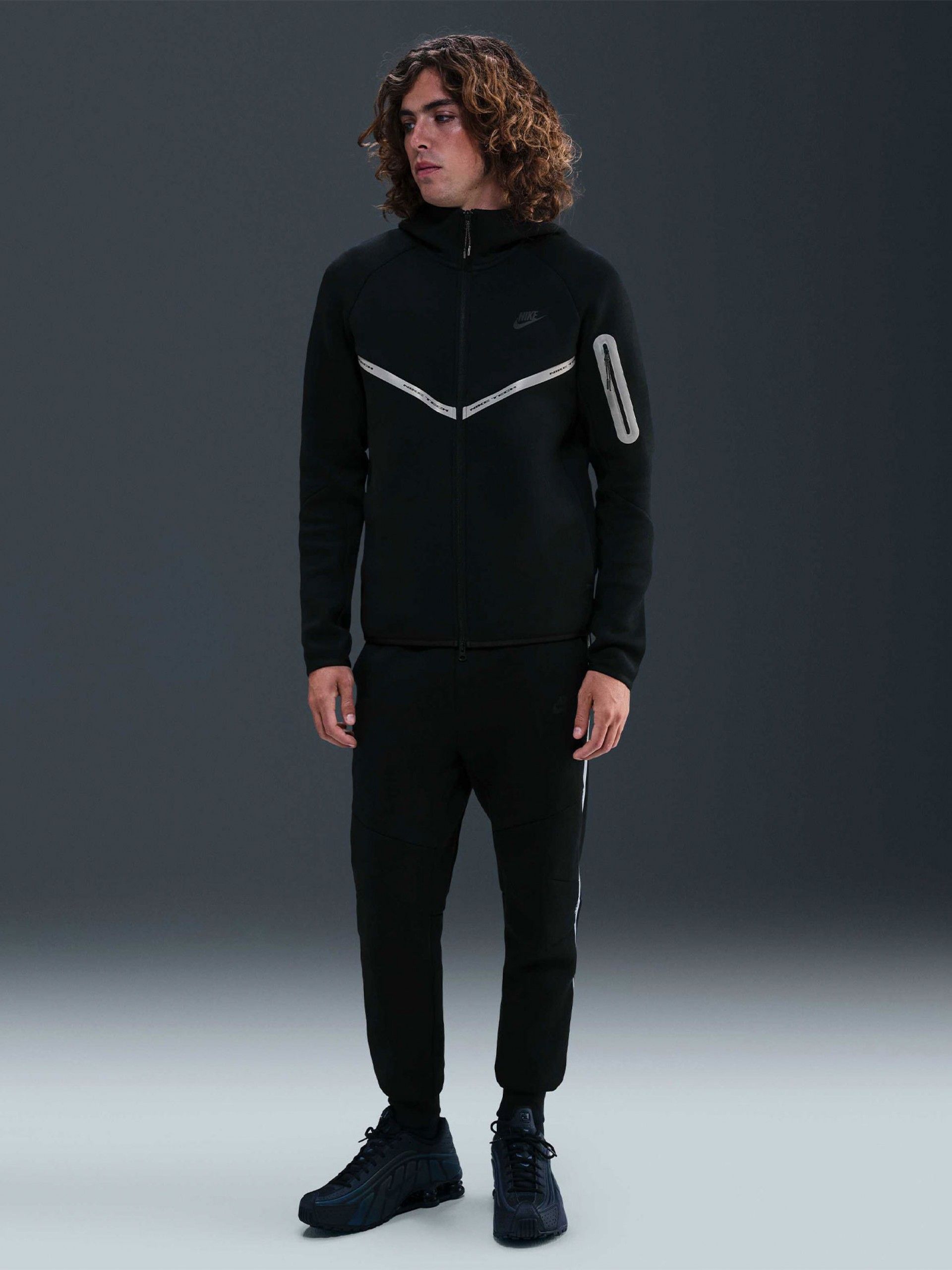 Chaqueta con Capucha Nike Tech Fleece Windrunner Reflective Negra Para Hombre