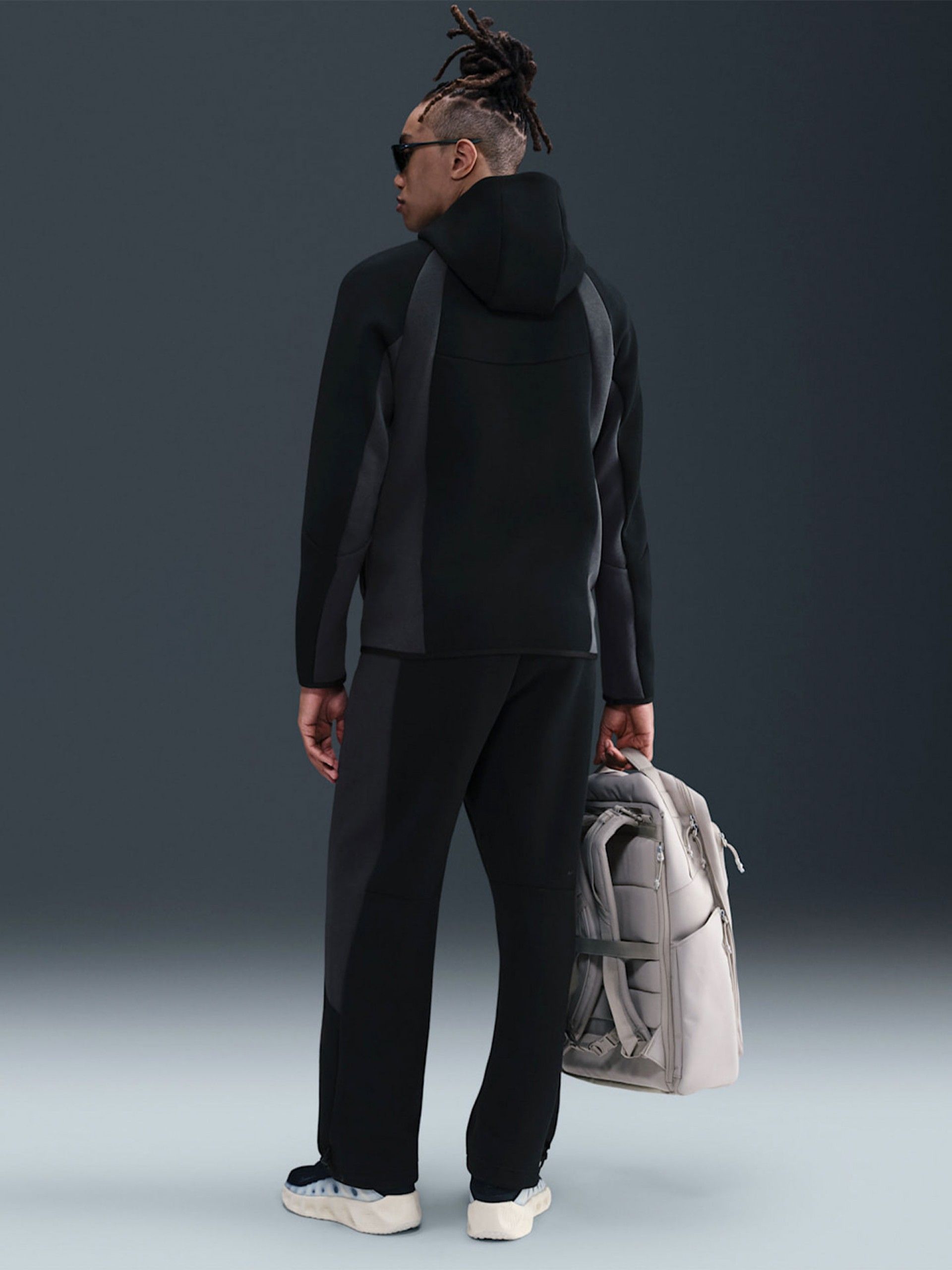 Chaqueta con Capucha Nike Tech Fleece Windrunner Negra Para Hombre