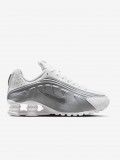Zapatillas Nike Shox R4 Plateadas y Blancas Jnior