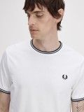 T-shirt Fred Perry Twin Tipped Branca e Preta T-shirt Fred Perry Twin Tipped Branca e Preta