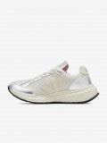 Zapatillas Veja Condor Royale Alveomesh Beige y Plateadas