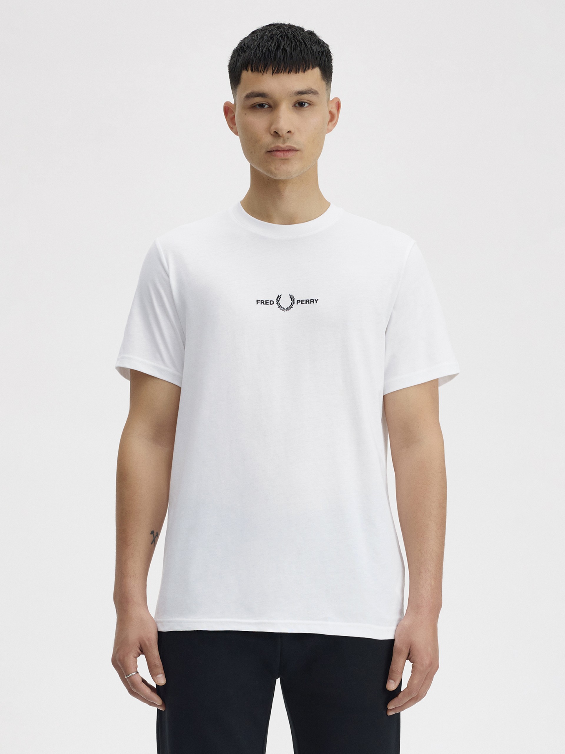 T-shirt Fred Perry Embroidered Branca