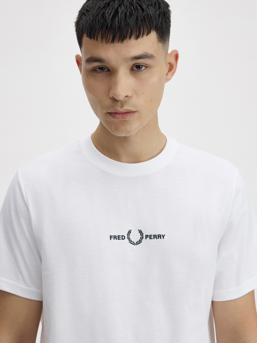 T-shirt Fred Perry Embroidered Branca T-shirt Fred Perry Embroidered Branca