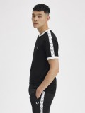 Camiseta Fred Perry Taped Ringer Negra y Blanca