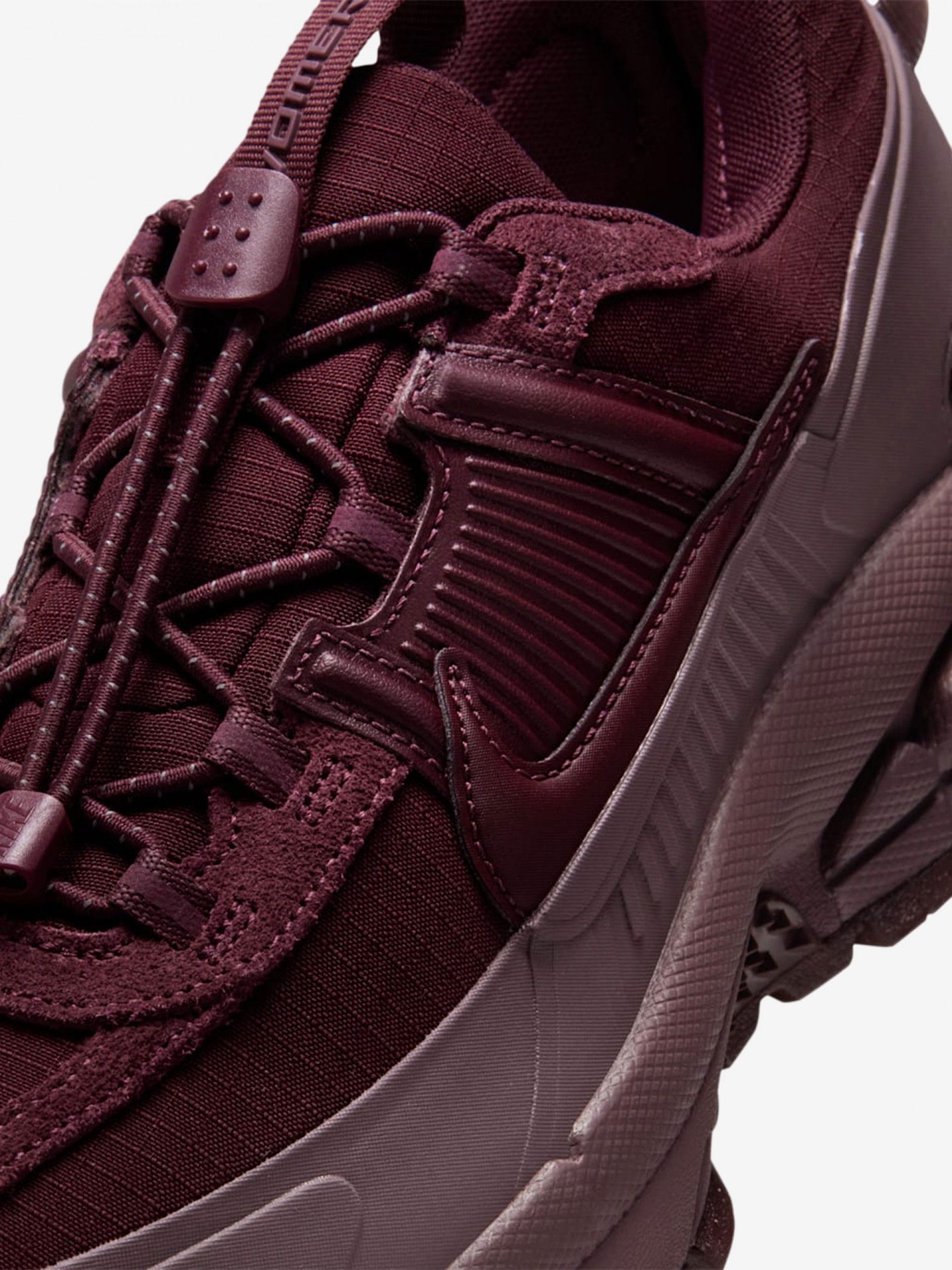 Sapatilhas Nike Zoom Vomero Roam Winterized Bordeaux Para Mulher