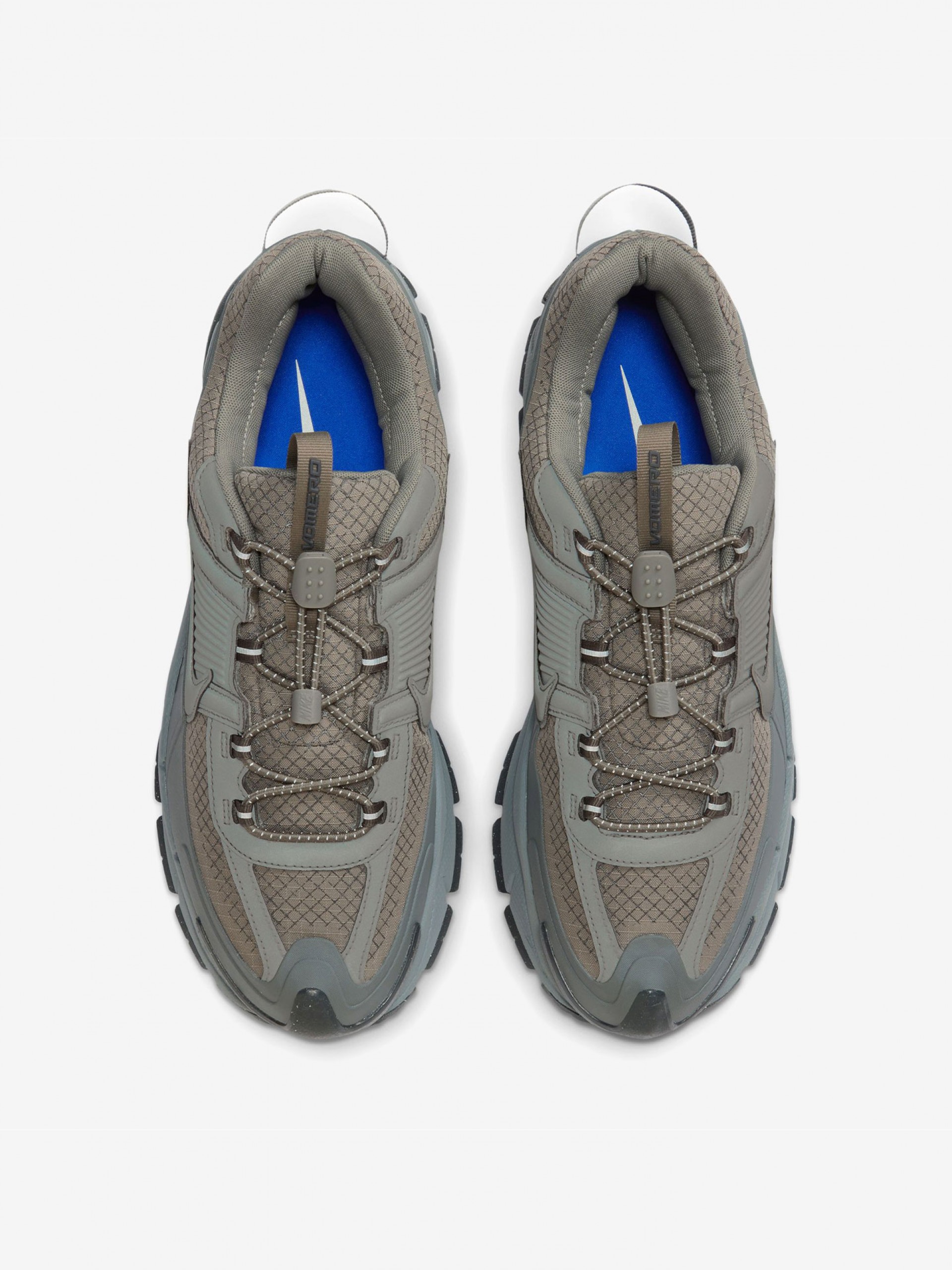 Nike Zoom Vomero Roam Winterized Grey Sneakers For Men