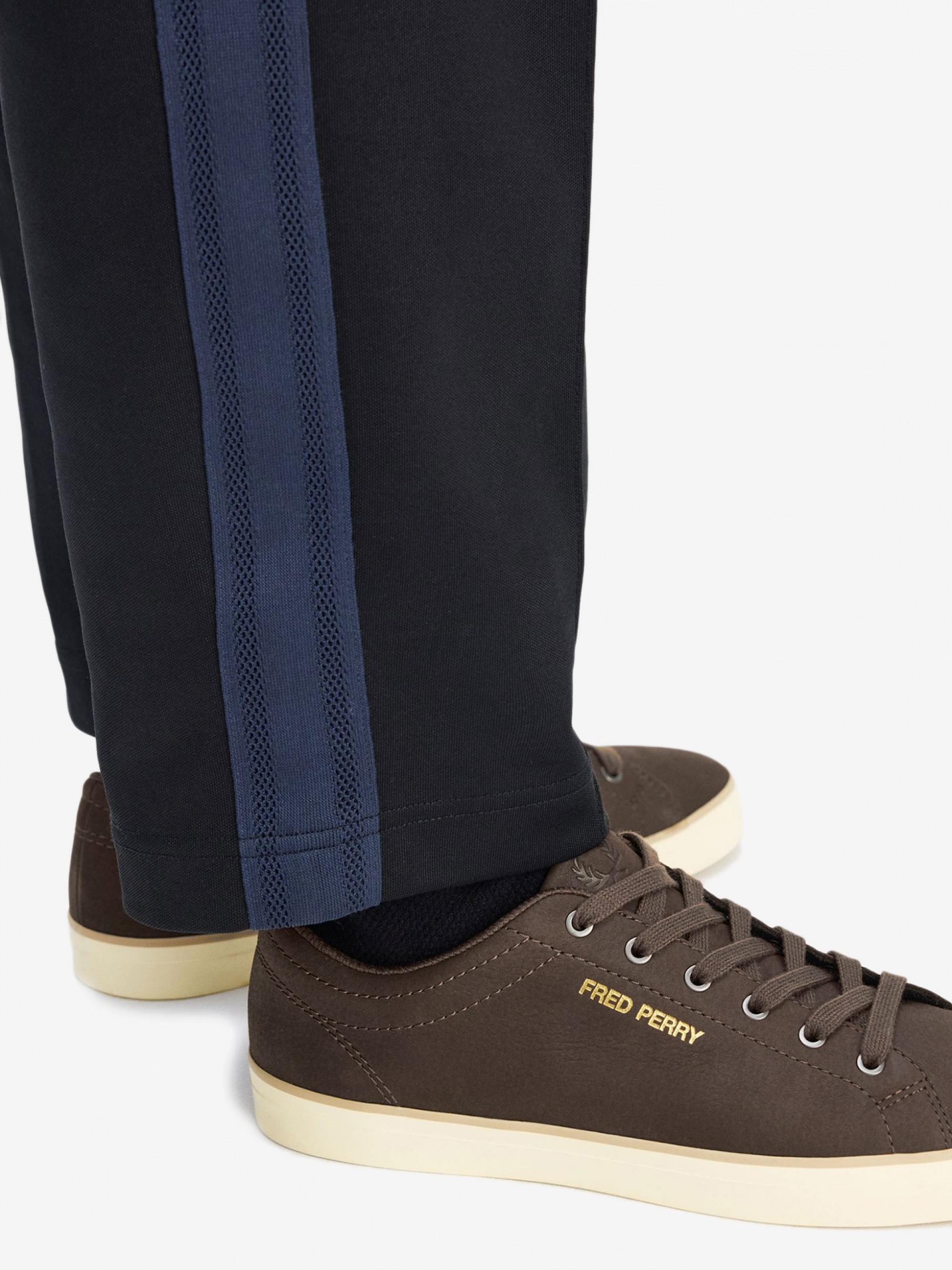 Zapatillas Fred Perry Baseline Tumbled Nobuk Marrones