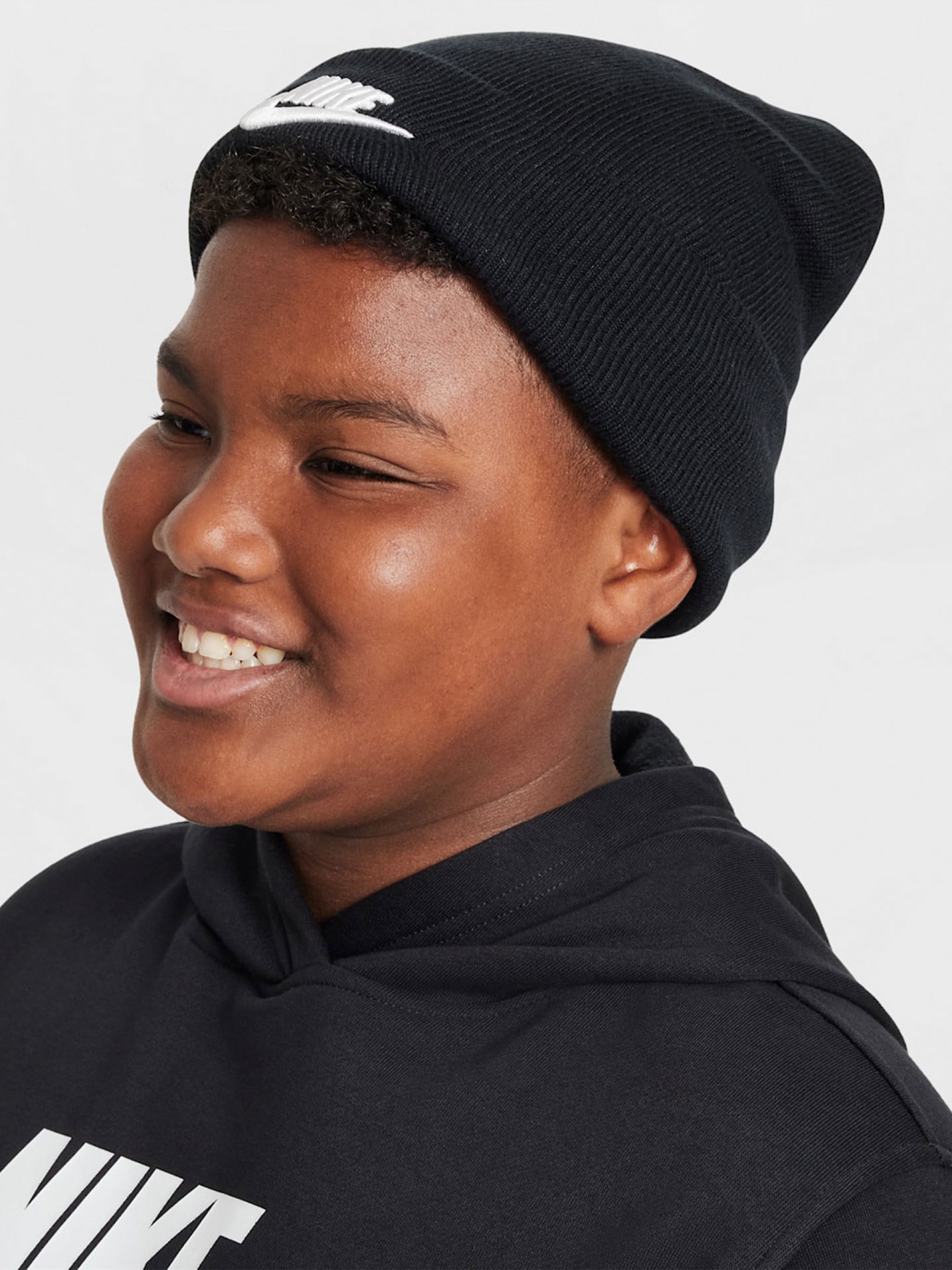 Gorro Nike Peak Negro Para Niño