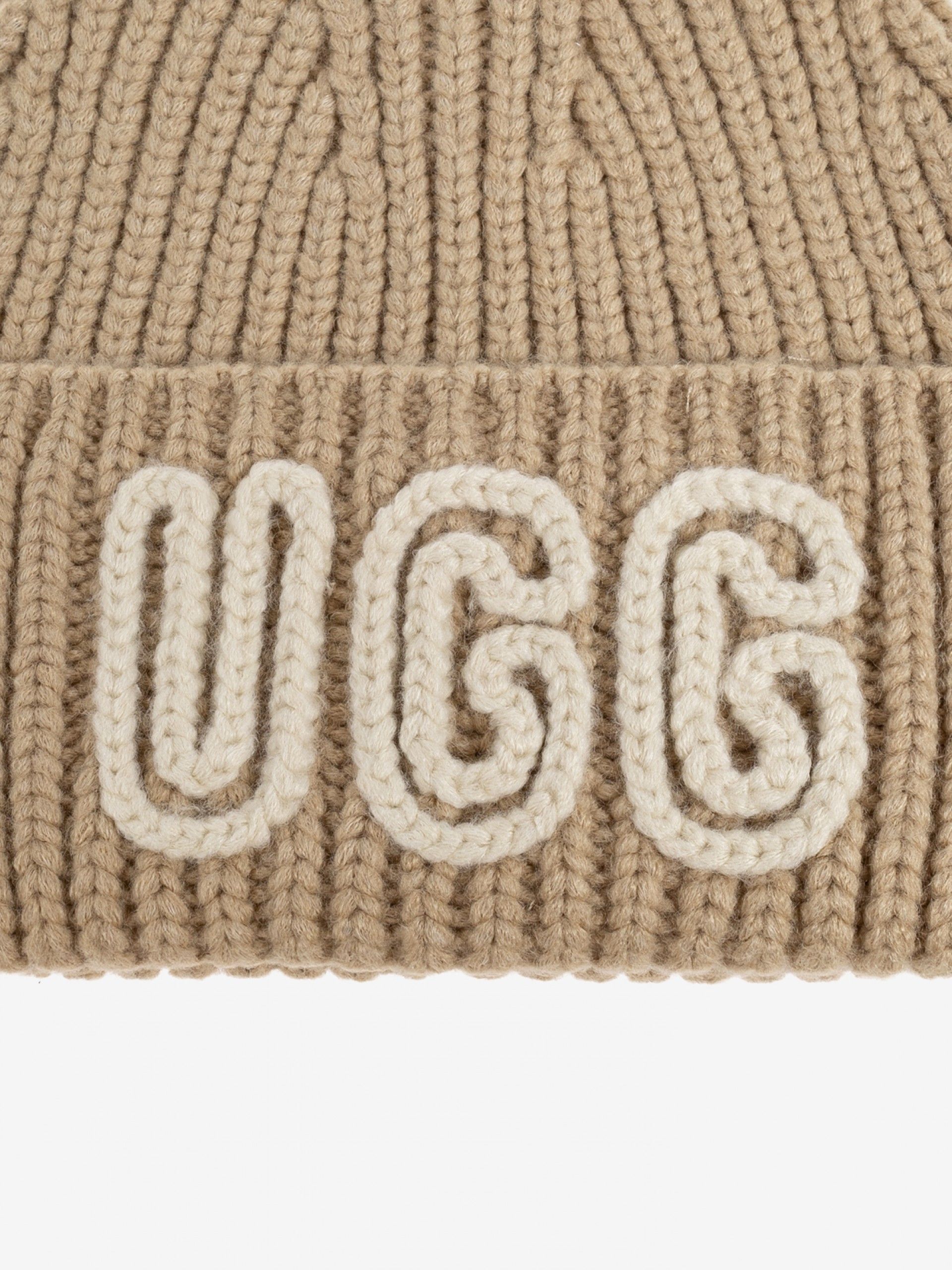 Ugg Chunky Crafted Rib Beige Beanie For Women
