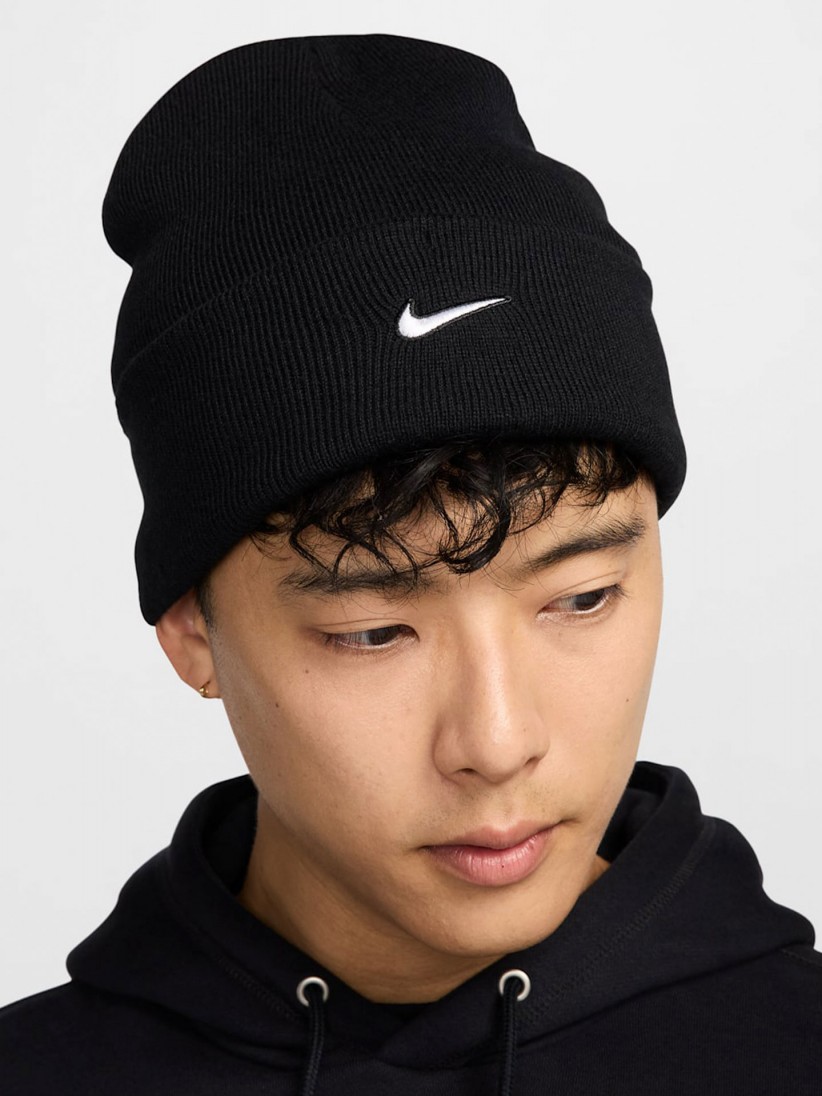 Nike Peak Swoosh Black Beanie Nike Peak Swoosh Black Beanie