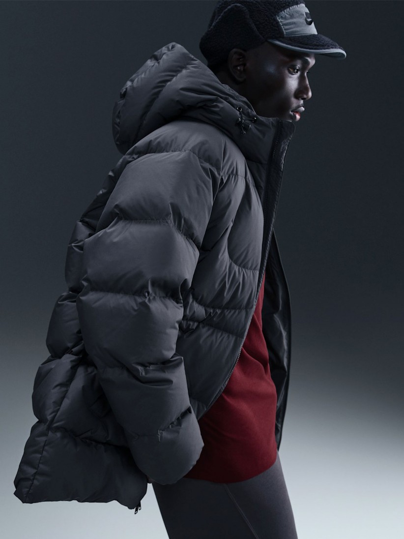 Chaqueta con Capucha Nike Sportswear Club Therma-FIT Negra Para Hombre Chaqueta con Capucha Nike Sportswear Club Therma-FIT Negra Para Hombre