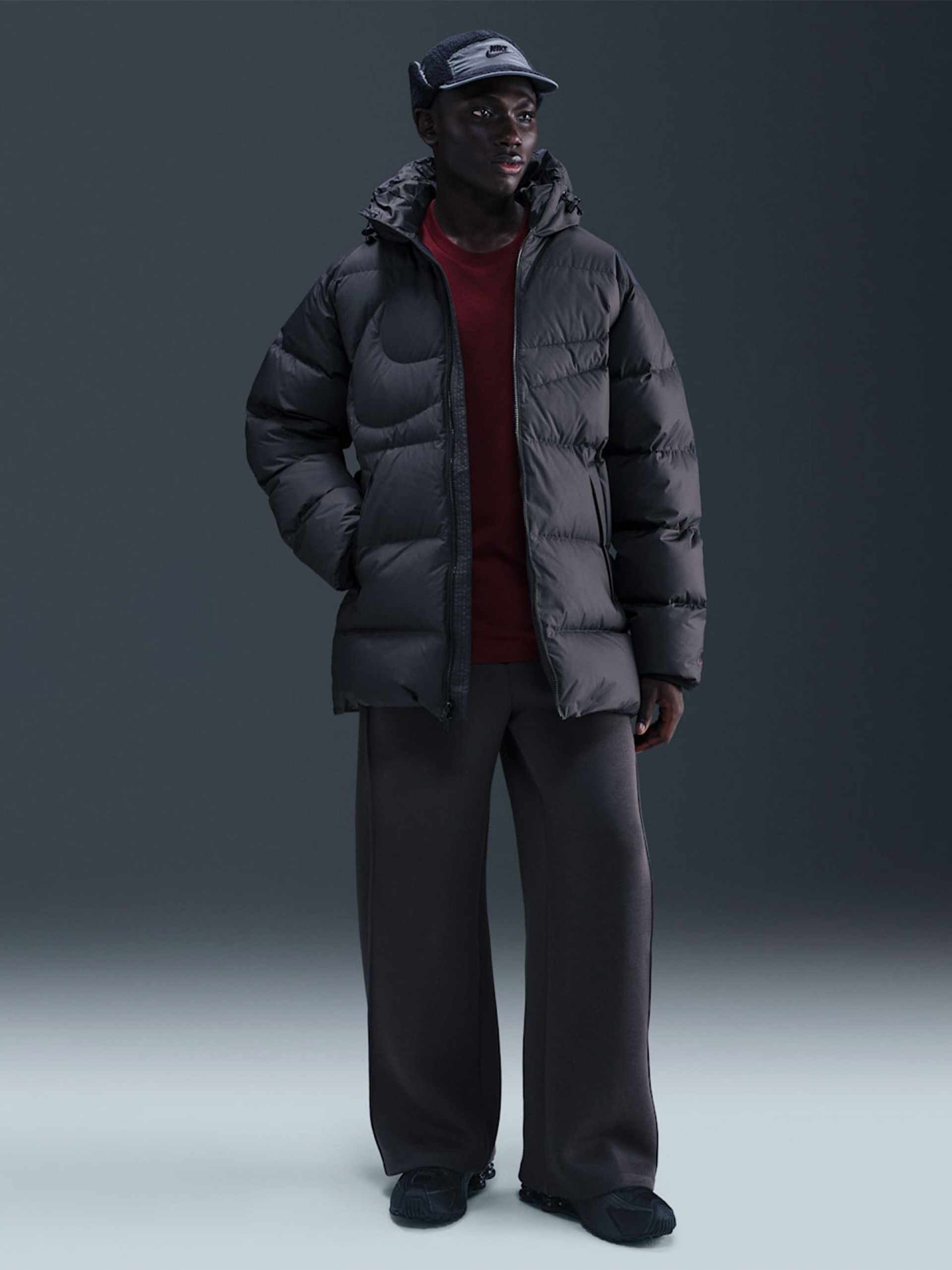 Chaqueta con Capucha Nike Sportswear Club Therma-FIT Negra Para Hombre