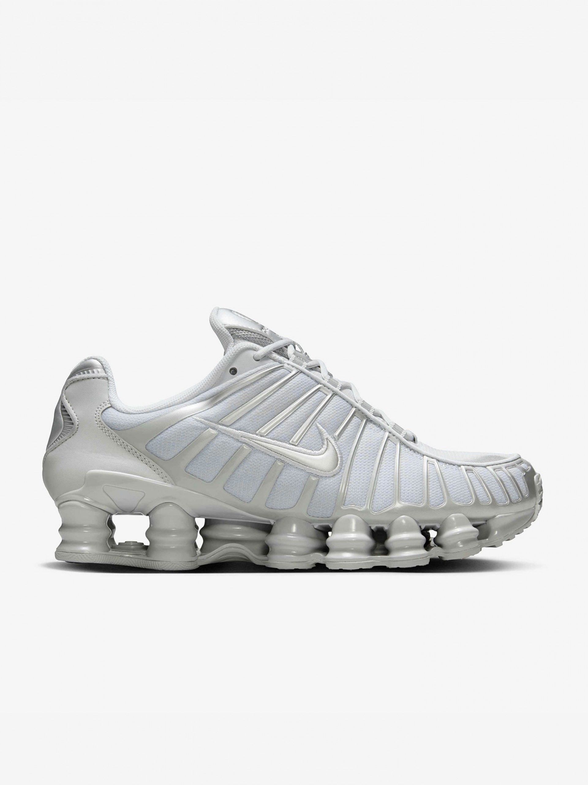 Zapatillas Nike Shox TL Plateadas y Grises Para Mujer