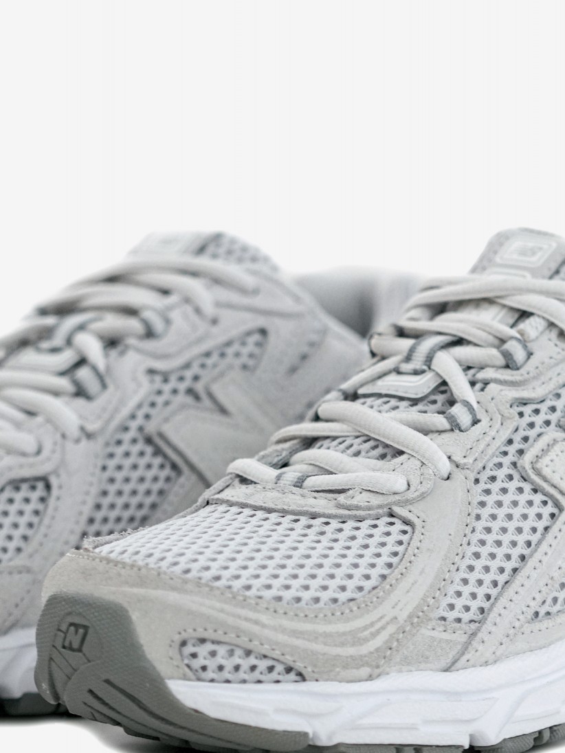 Sapatilhas New Balance U740 V2 Cinzentas Sapatilhas New Balance U740 V2 Cinzentas