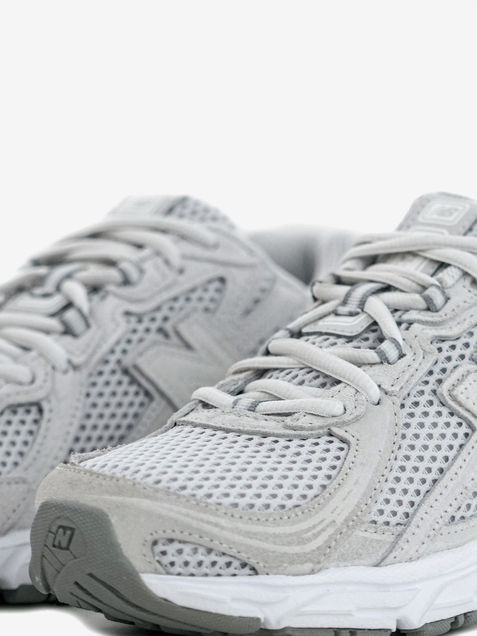 Zapatillas New Balance U740 V2 Grises