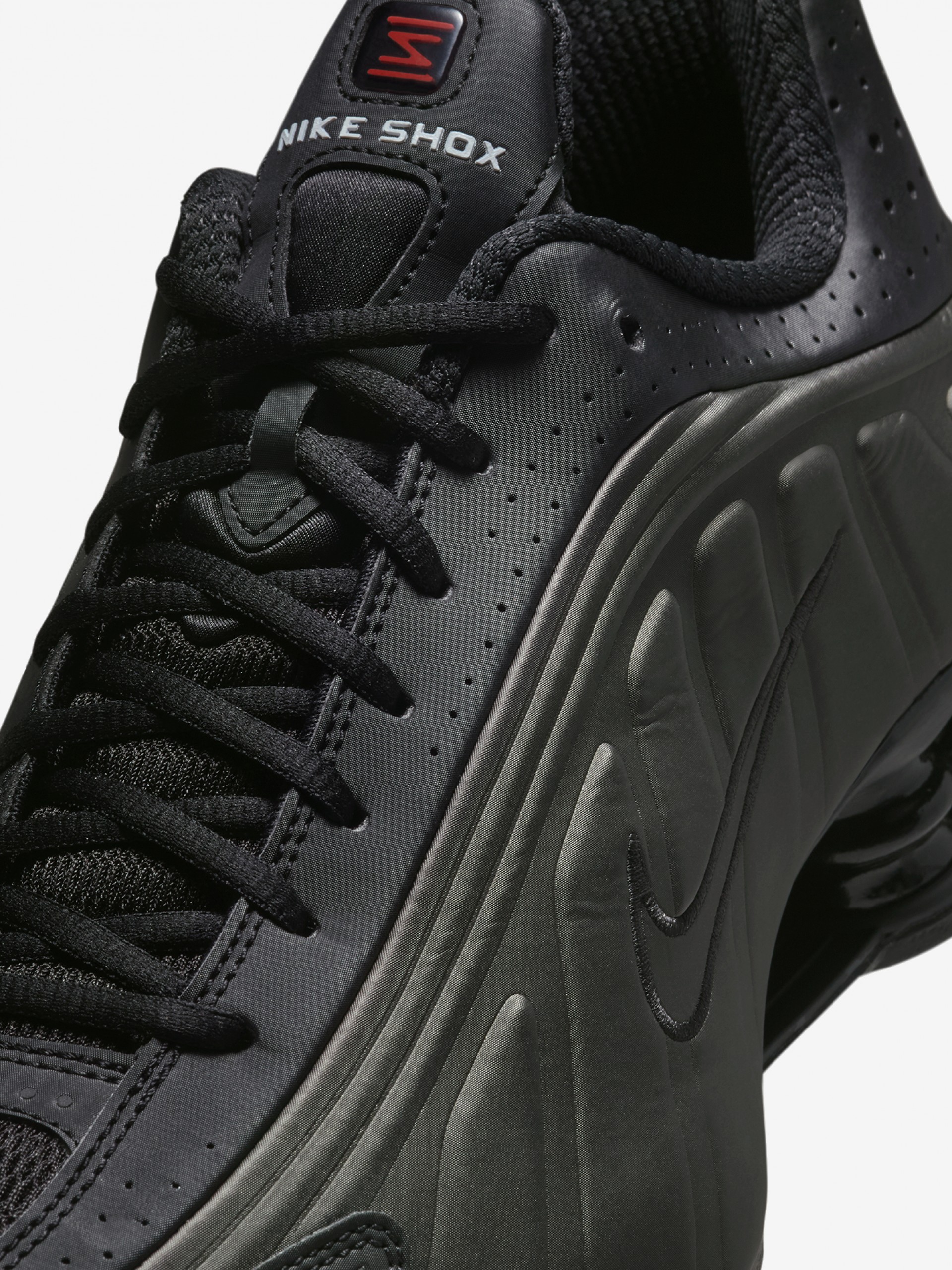 Nike Shox R4 Black Sneakers For Men