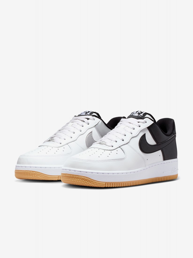 Zapatillas Nike Air Force 1 07 LV8 Blancas, Negras y Plateadas Para Hombre