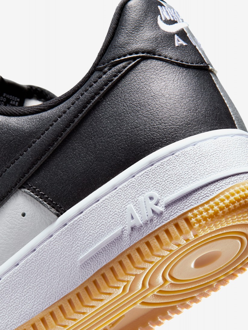 Zapatillas Nike Air Force 1 07 LV8 Blancas, Negras y Plateadas Para Hombre