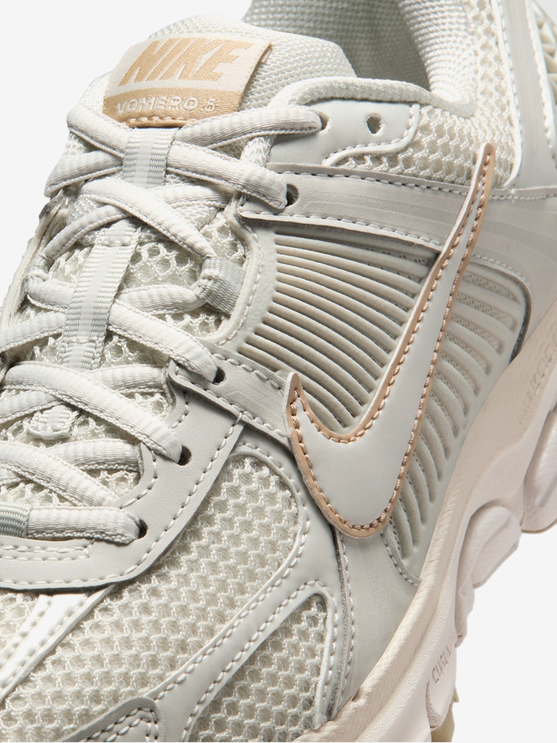 Sapatilhas Nike Zoom Vomero 5 Cinzentas e Bege Para Mulher