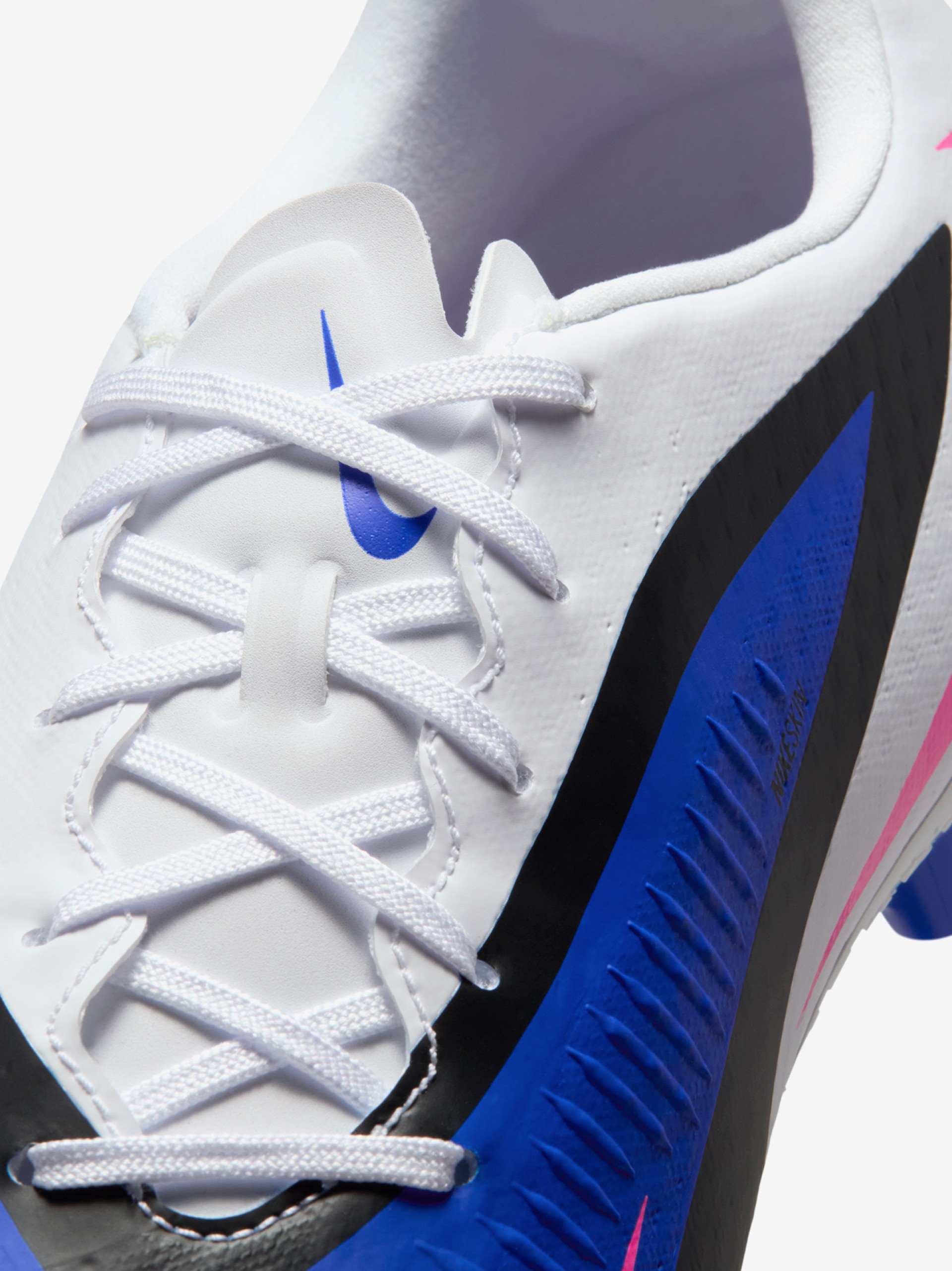 Chuteiras Nike Phantom 6 Low Academy AG