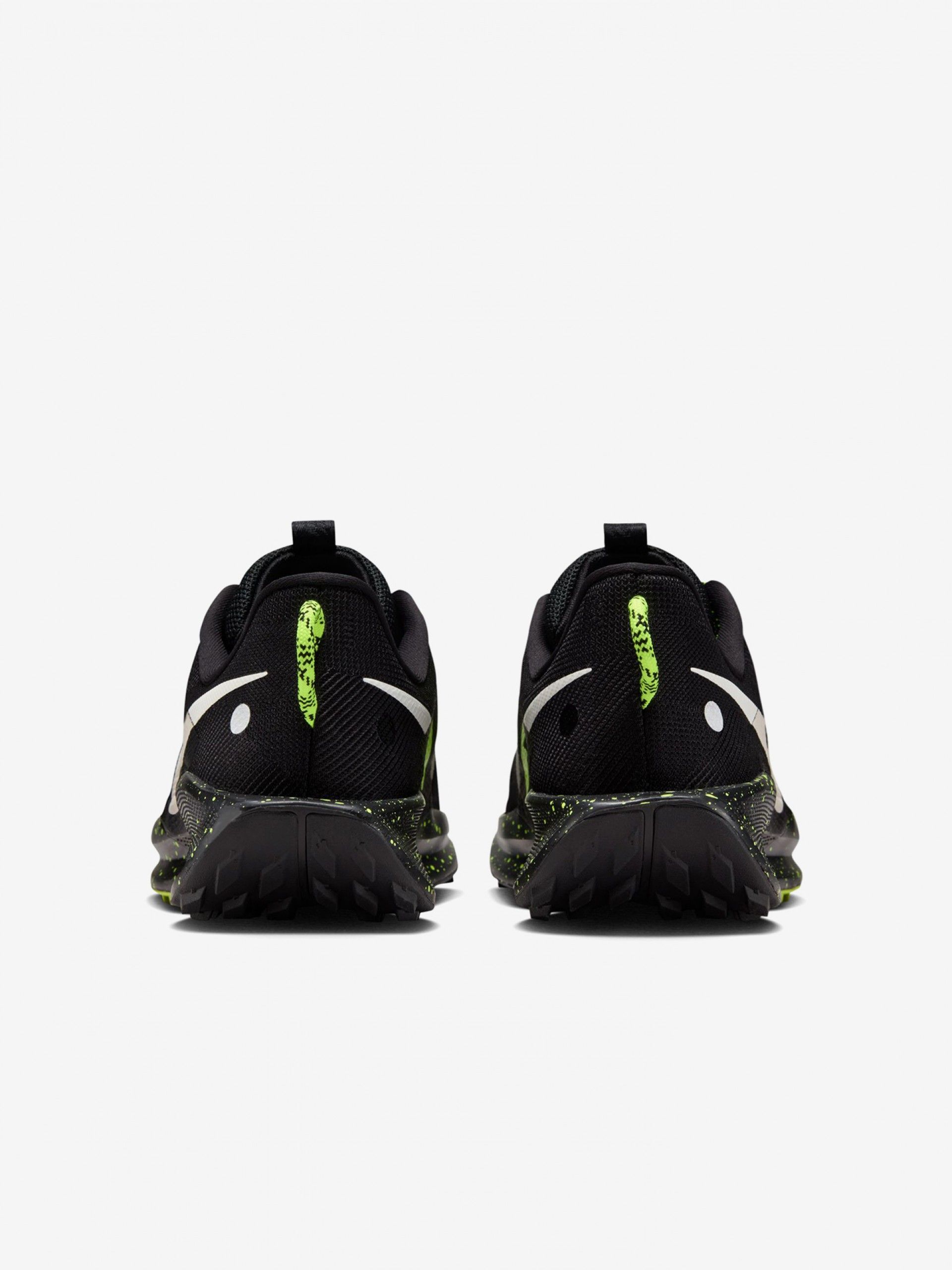 Nike Pegasus Trail 5 Black and Green Trail Trainers For Men