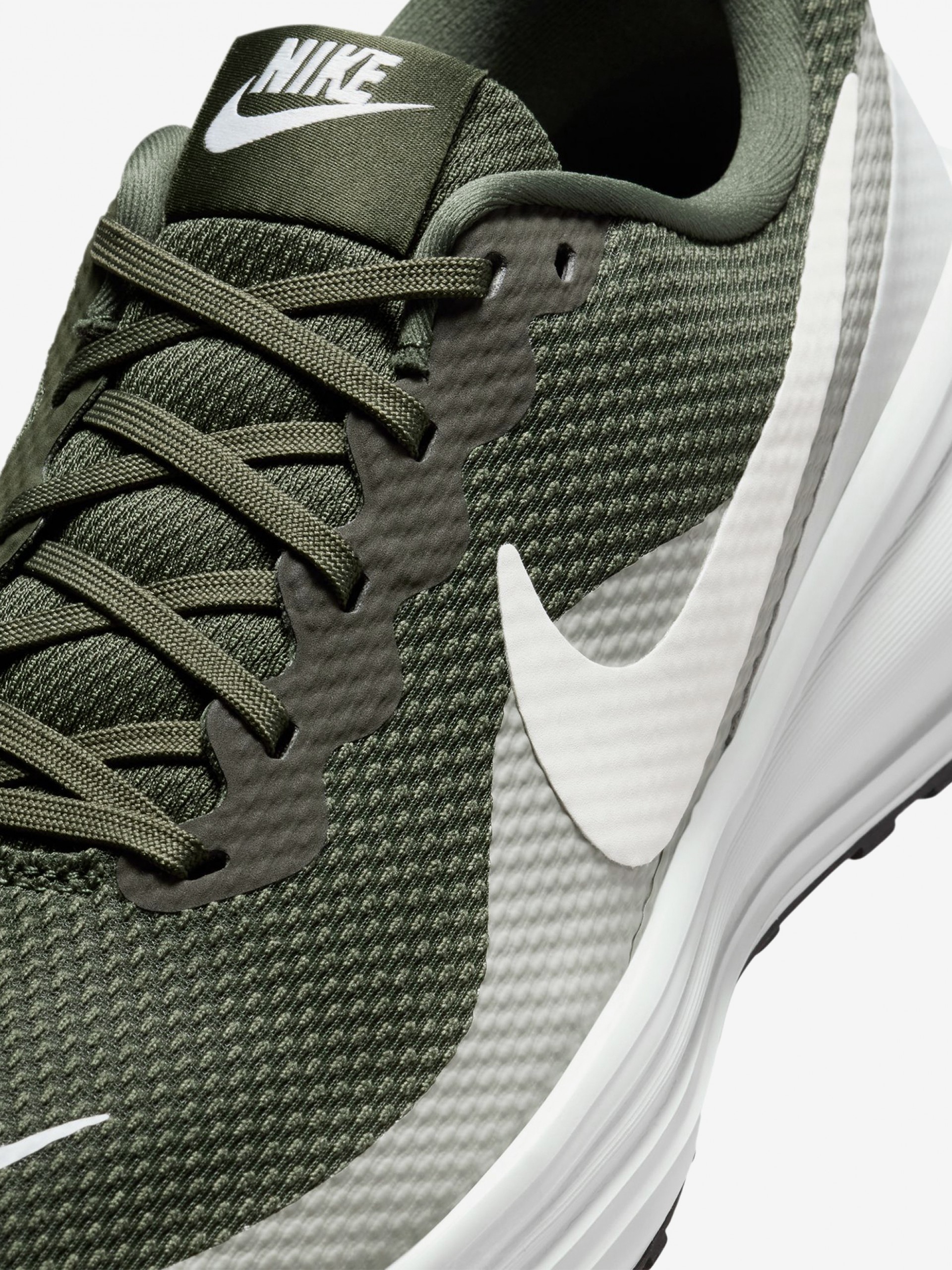 Nike Revolution 8 Green and Grey Running Trainers For Men