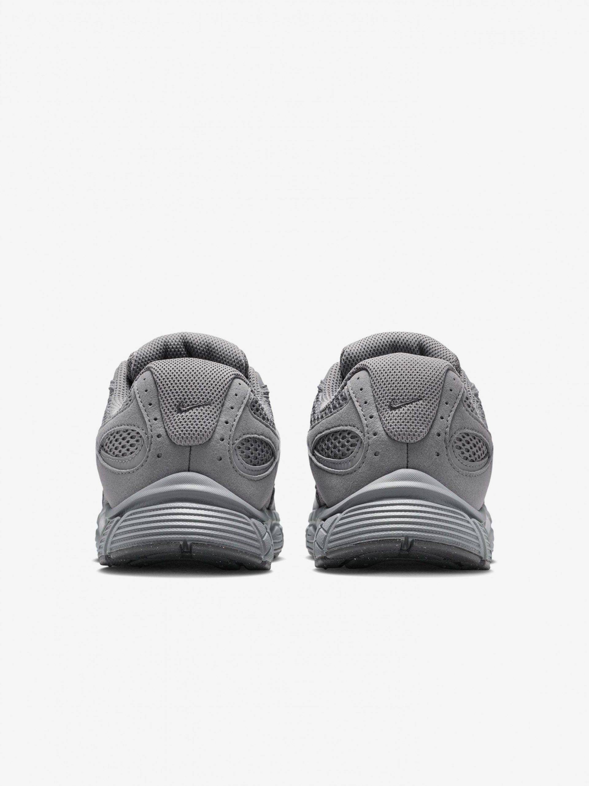 Sapatilhas Nike V5 RNR Cinzentas Em Camurça Júnior