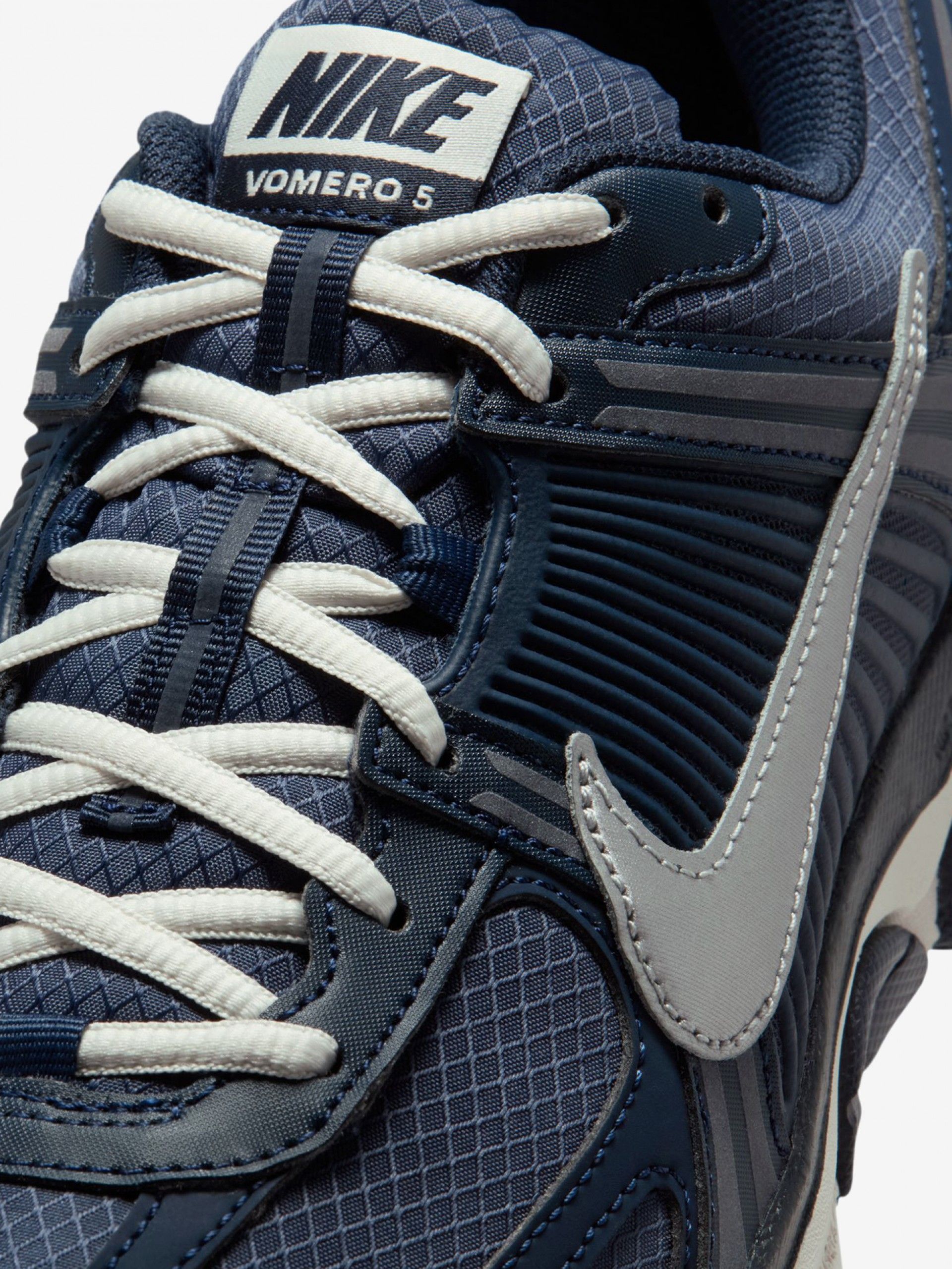 Sapatilhas Nike Zoom Vomero 5 SE Azuis e Prateadas Para Homem