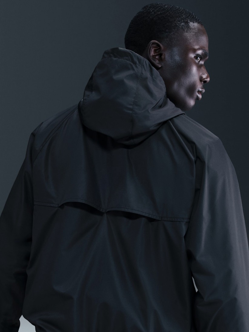 Chaqueta Cortavientos con Capucha Nike Windrunner Negra Para Hombre