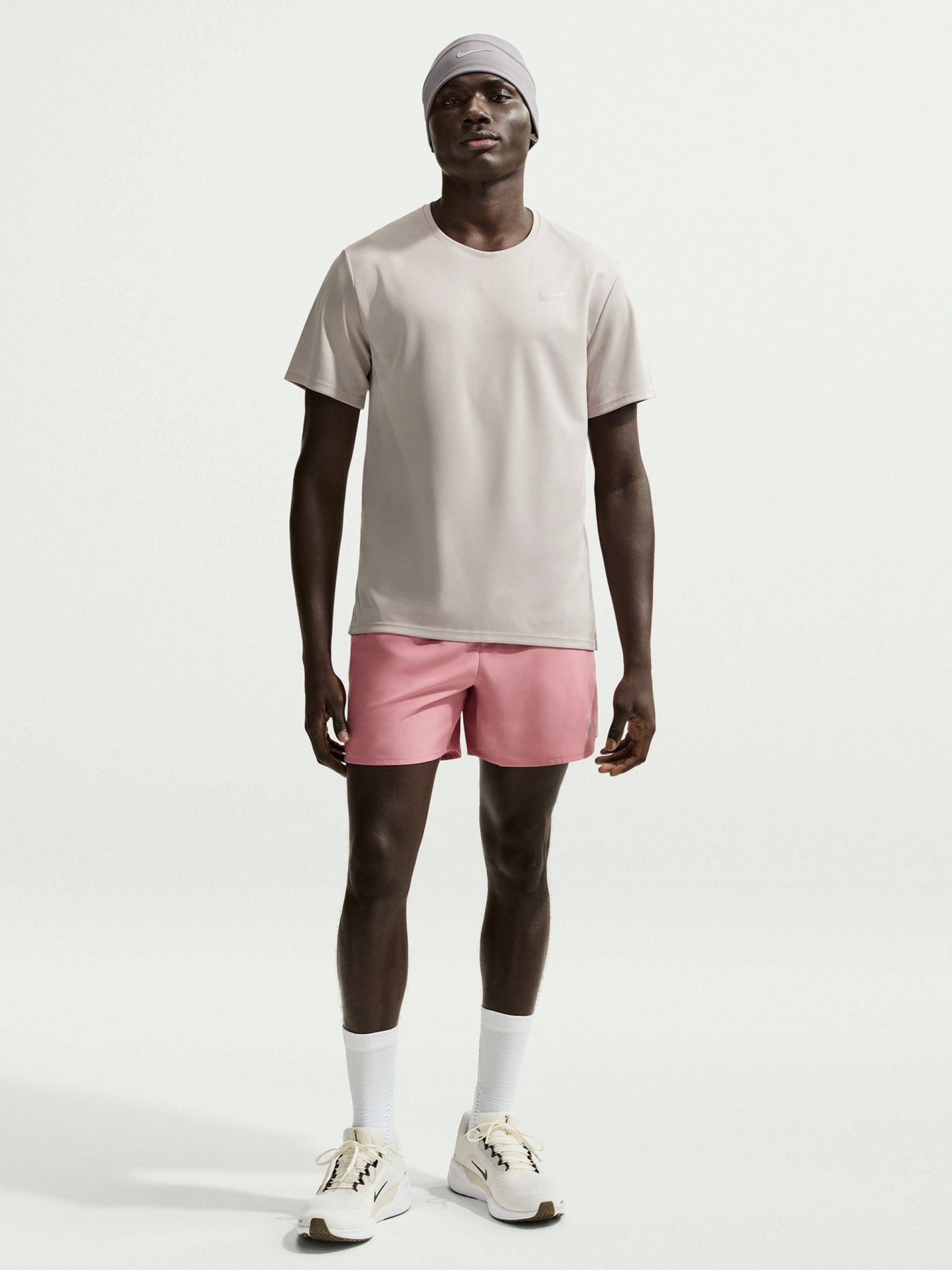 Camiseta de Running Nike Miler Dri-FIT UV Beige Para Hombre