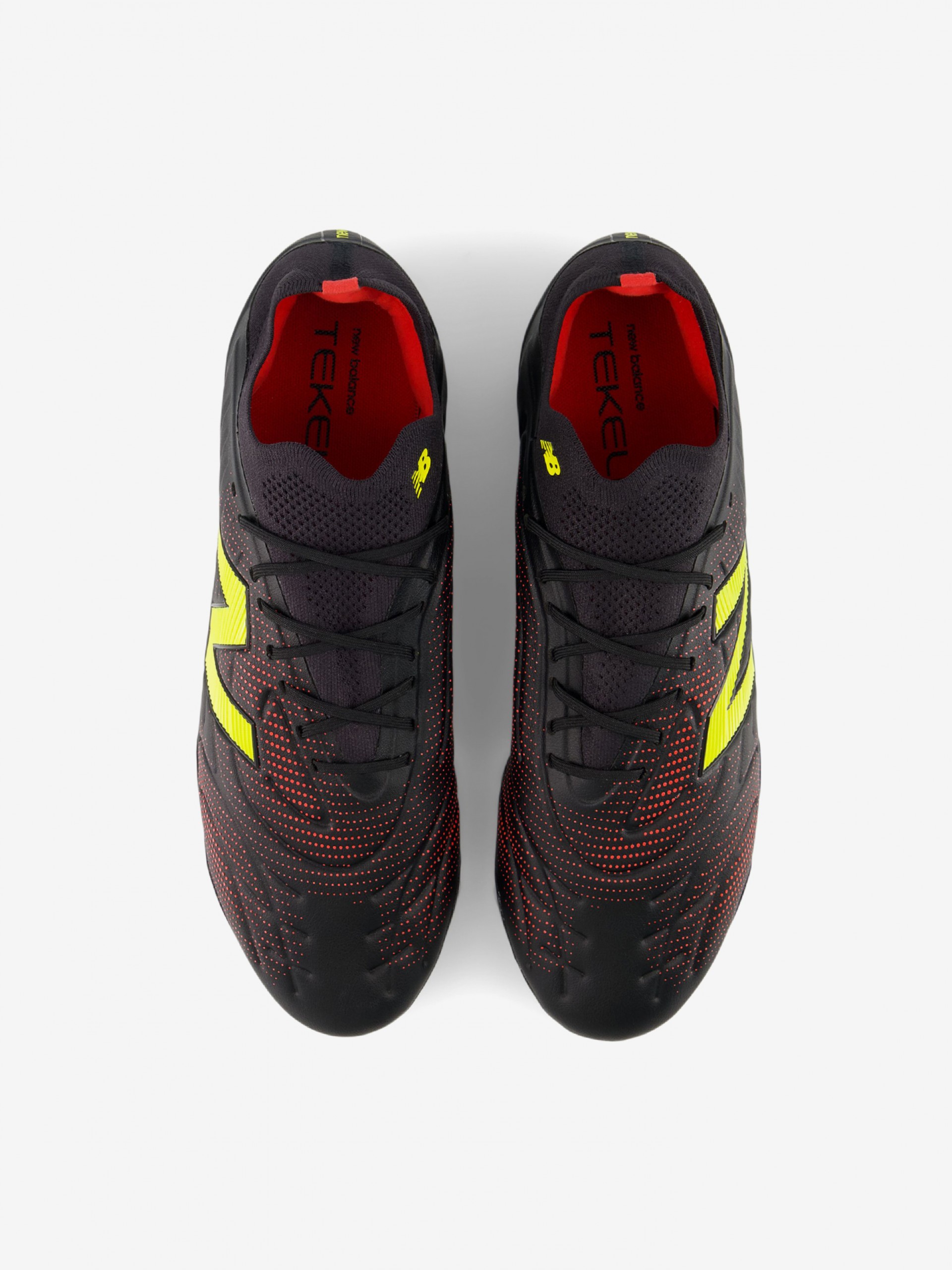 Chuteiras New Balance Tekela Pro Low V5 FG