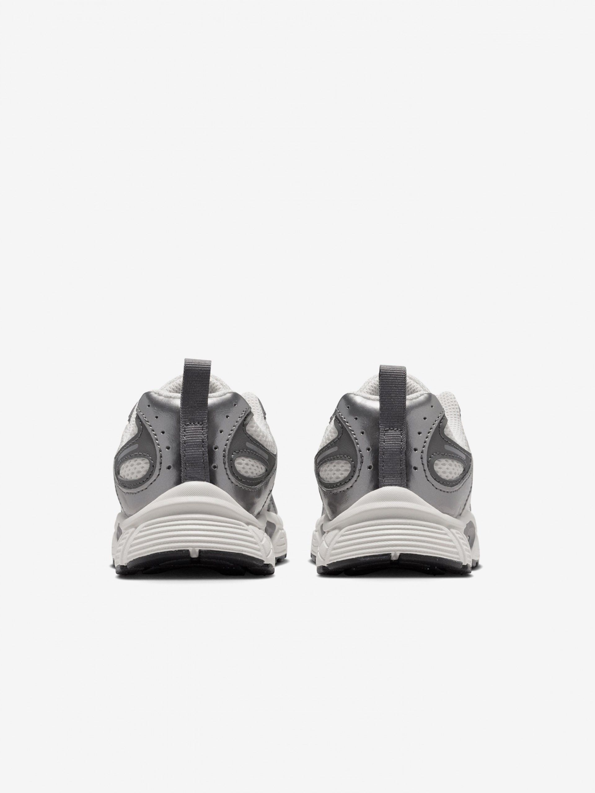 Sapatilhas Nike V5 RNR Brancas e Cinzentas Para Criança