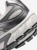 Sapatilhas Nike V5 RNR Brancas e Cinzentas Para Criança Sapatilhas Nike V5 RNR Brancas e Cinzentas Para Criança