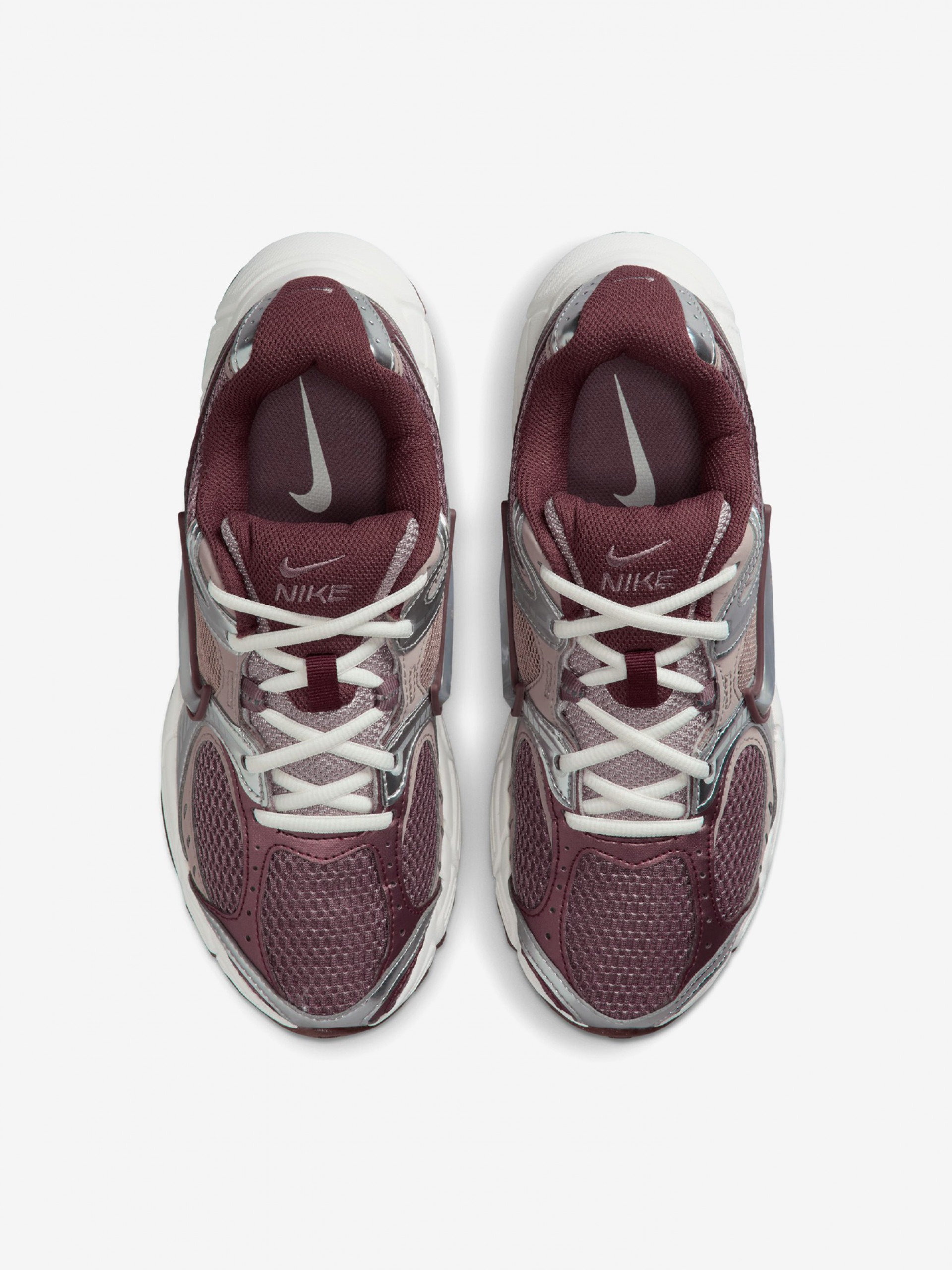 Zapatillas Nike V5 RNR Burdeos y Plateadas Para Mujer