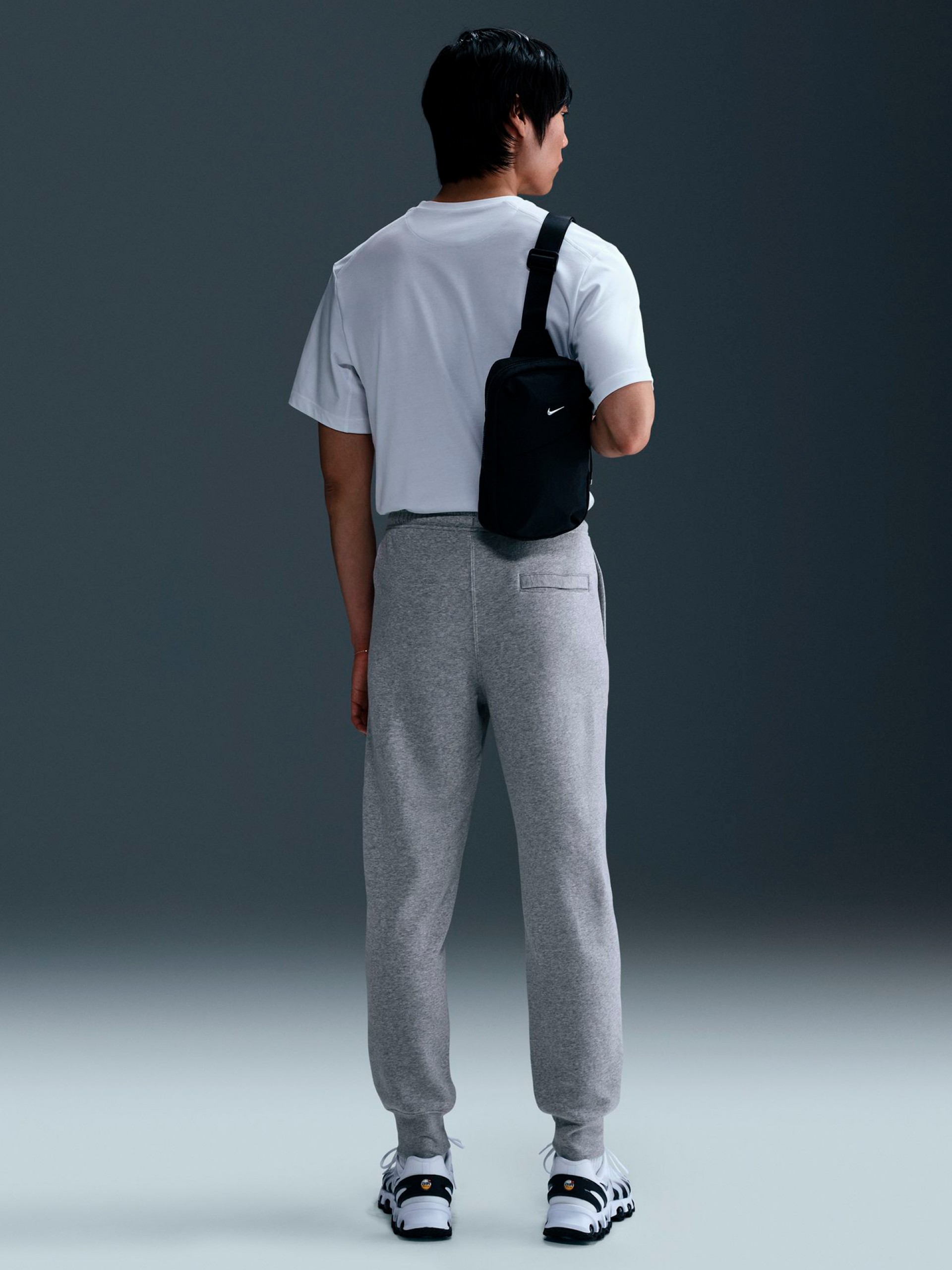 Pantalones Nike Club Joggers Grises Para Hombre
