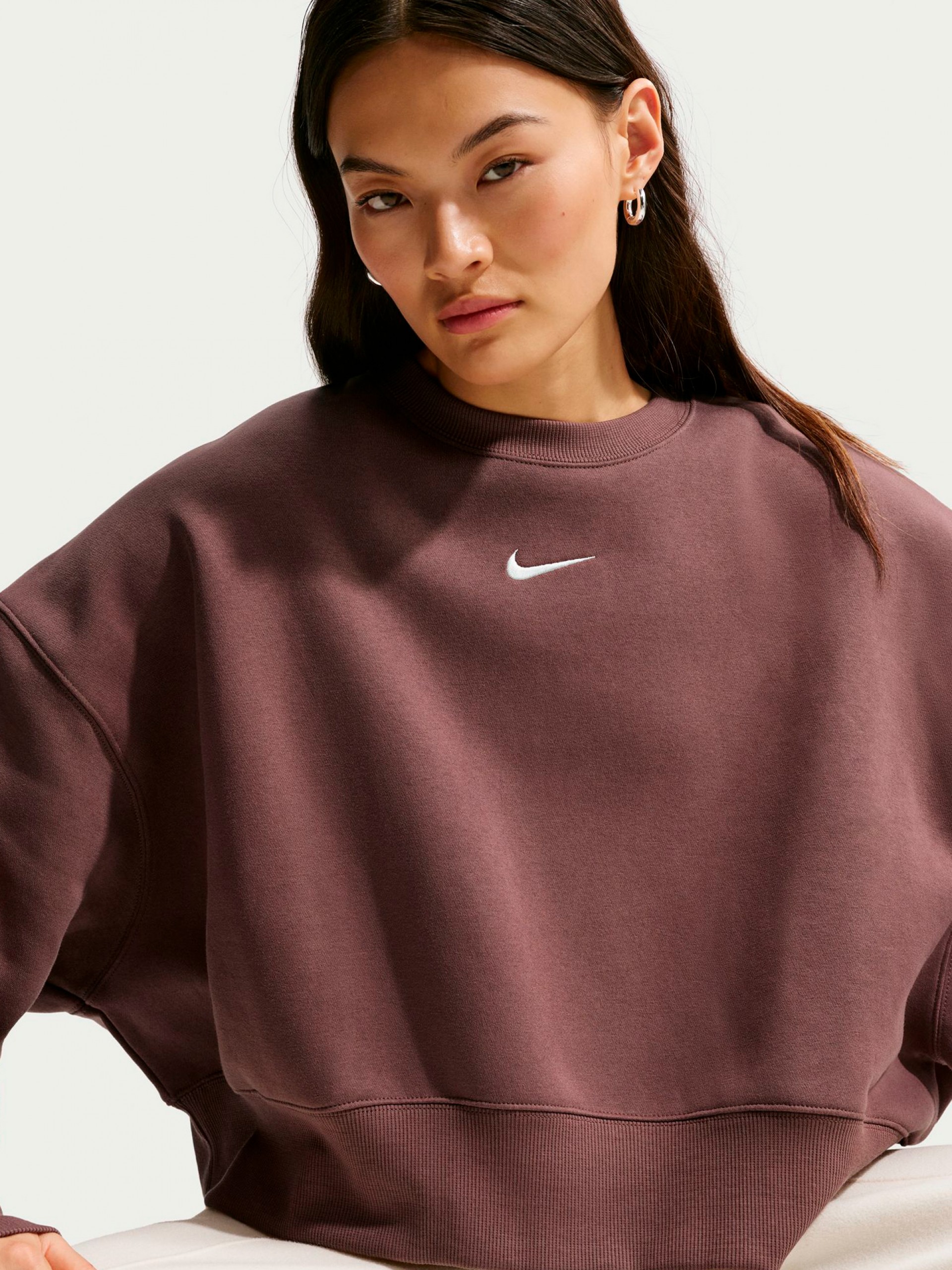 Nike Sportswear Phoenix Fleece Burgundy Sweater For Women