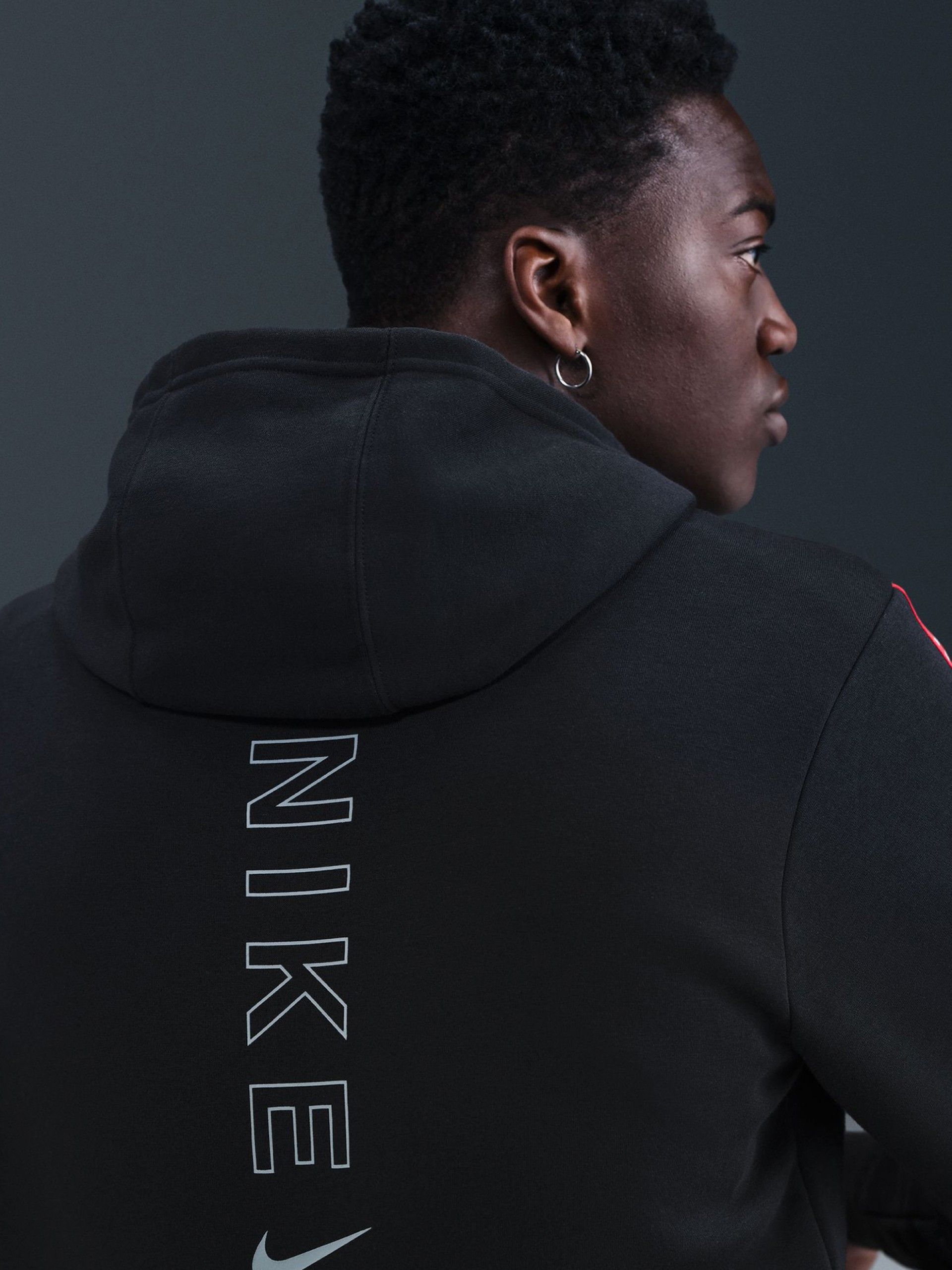 Chaqueta con Capucha Nike Sportswear City Side Negra y Roja Para Hombre