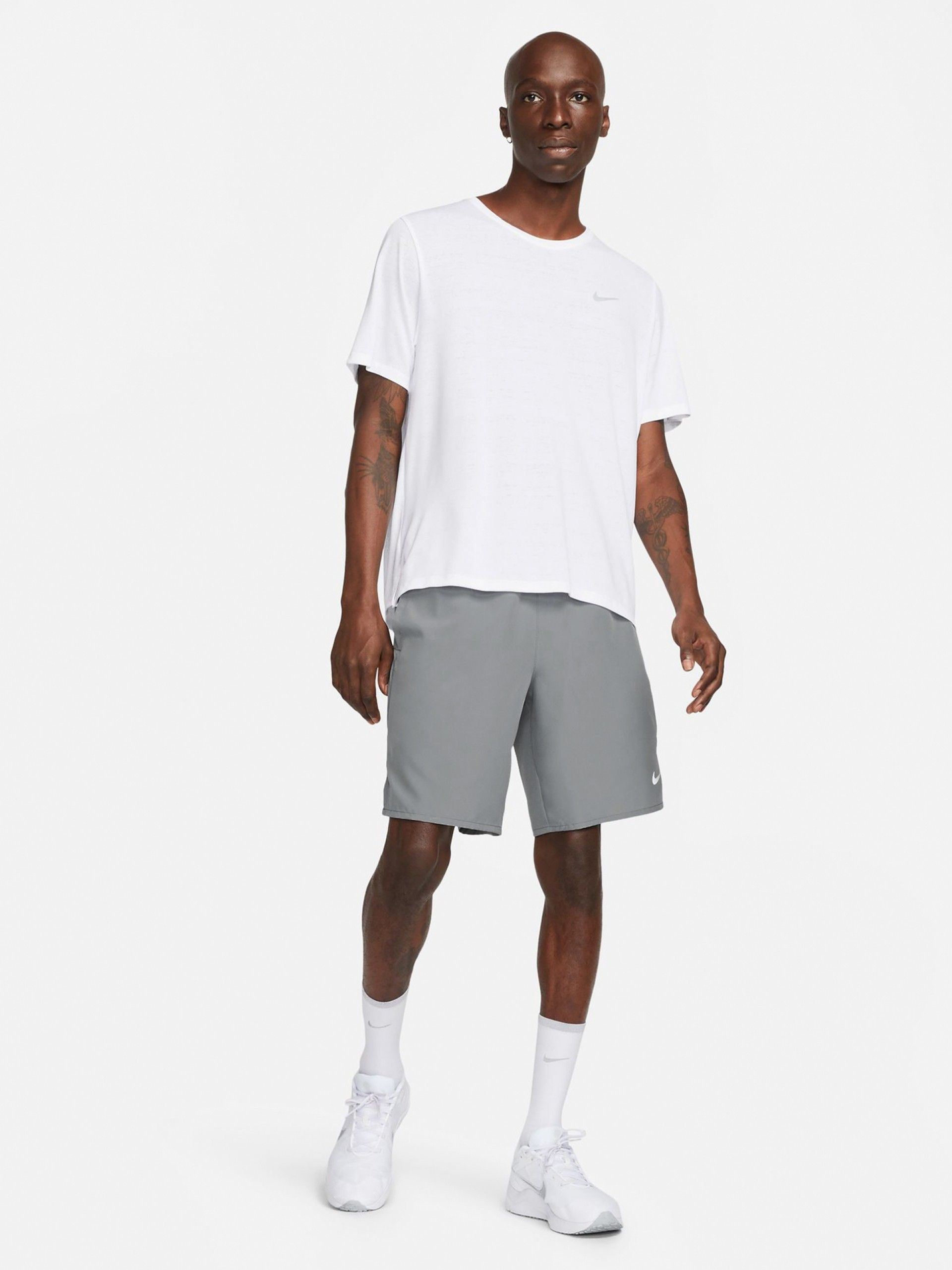 Nike Challenger Dri-FIT 23cm Grey Training Shorts For Men