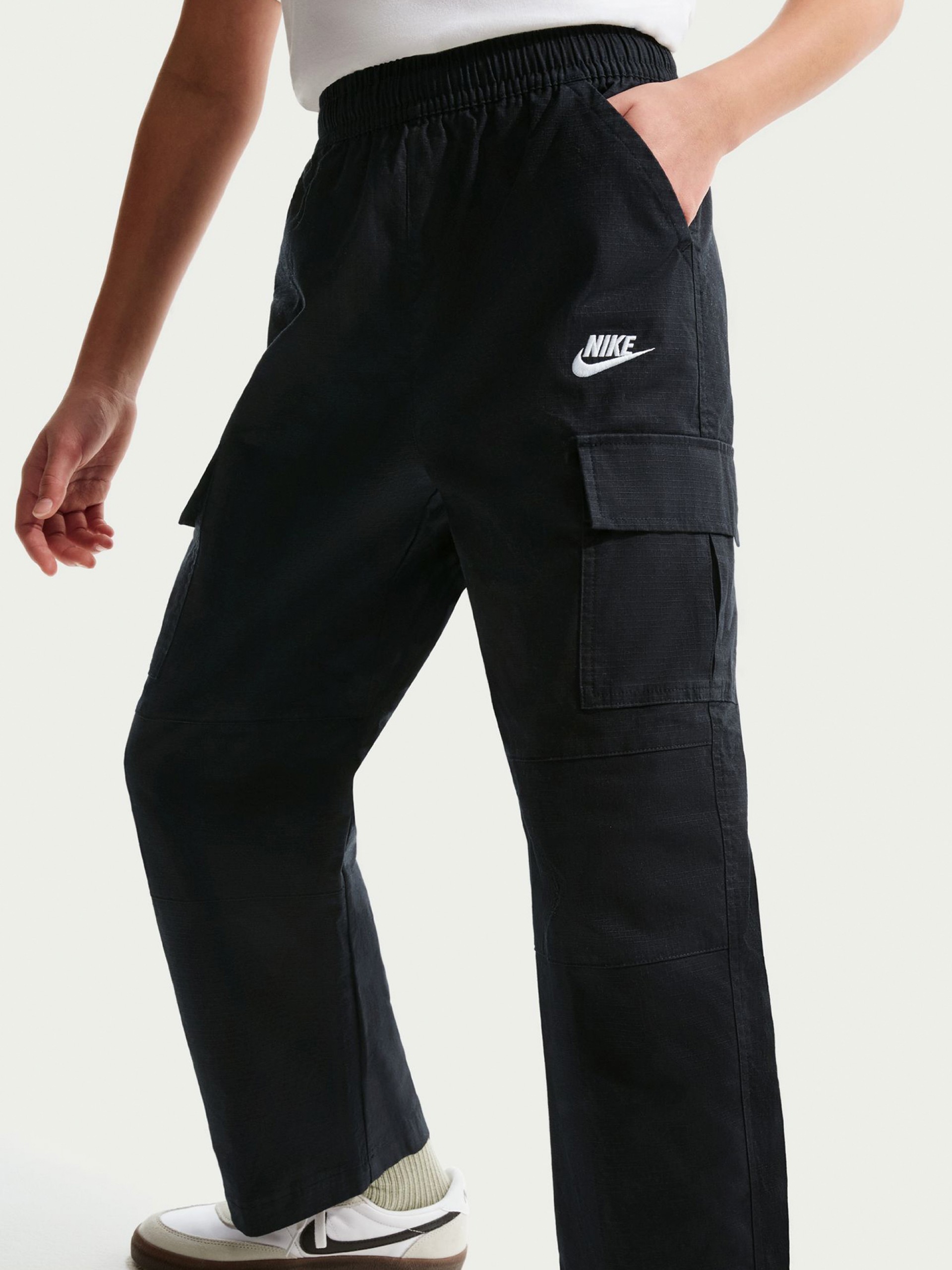 Pantalones Nike Sportswear Club Cargo Júnior Negros