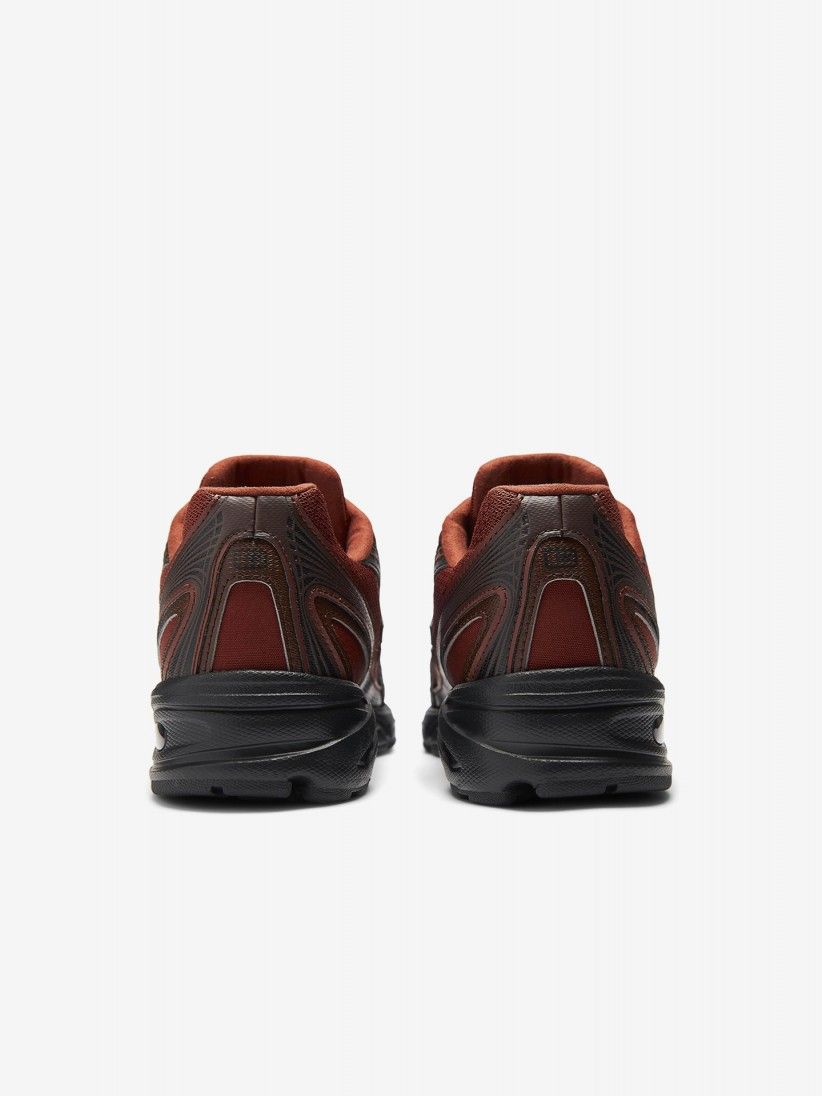 New Balance U740 V2 Brown and Black Sneakers