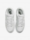 Zapatillas Nike Dunk Low Grises y Blancas Para Mujer