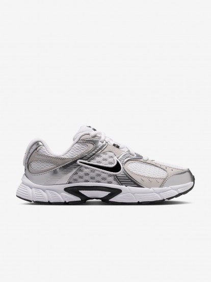 Sapatilhas Nike V5 RNR Brancas e Prateadas J�nior