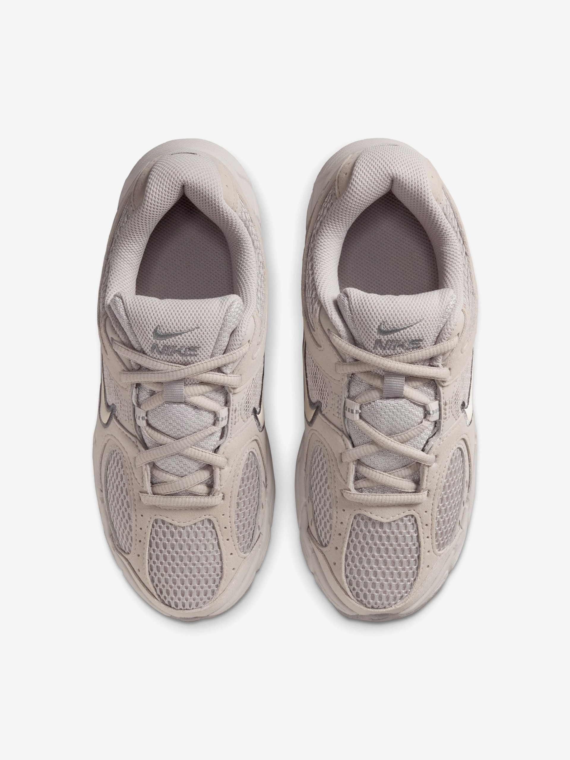 Sapatilhas Nike V5 RNR Cinzentas Em Camurça Júnior