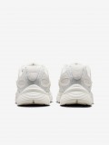 Nike V5 RNR White and Grey Sneakers For Women