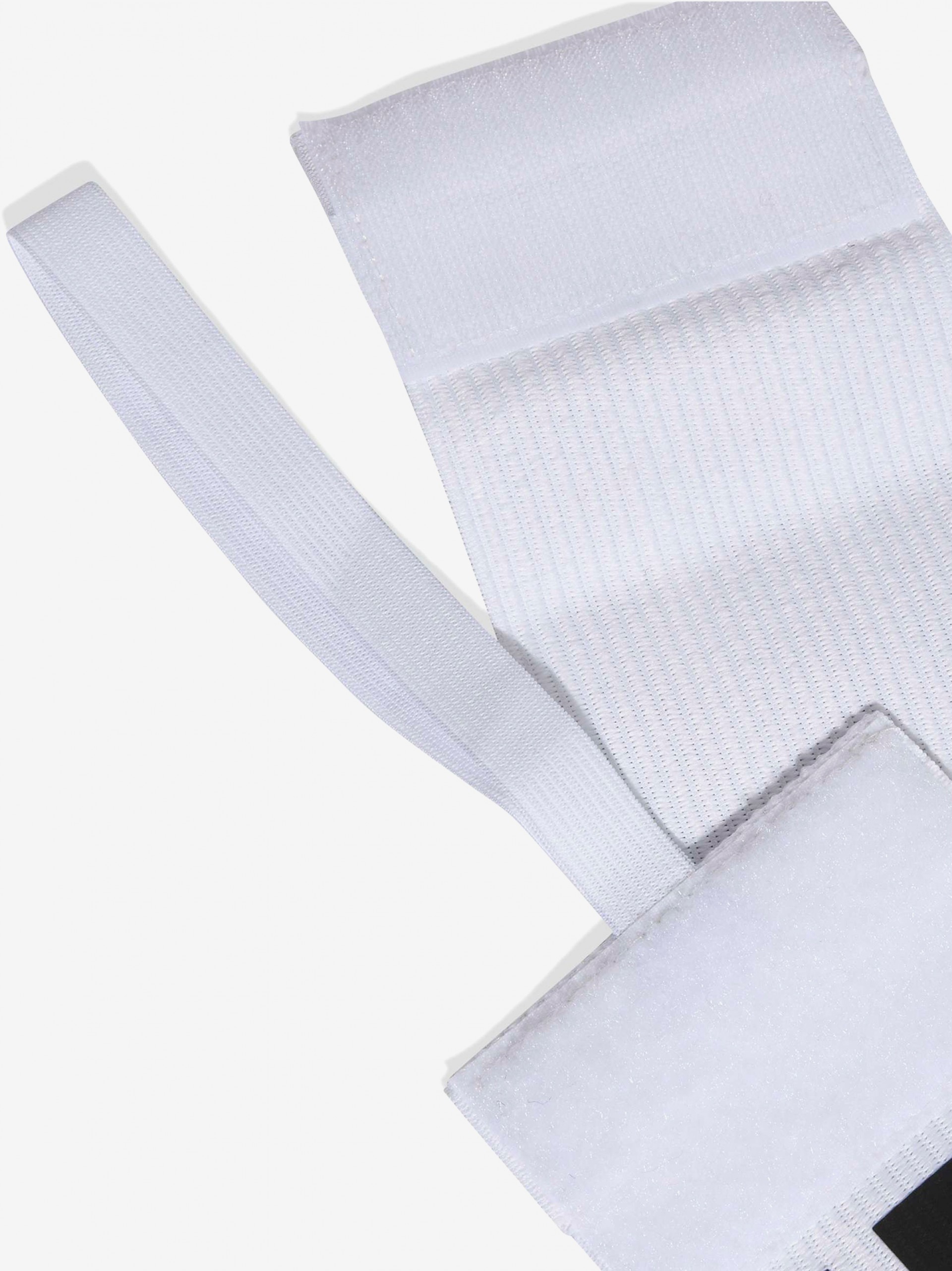 Brazalete de Capitán Adidas Tiro League Blanco y Azul