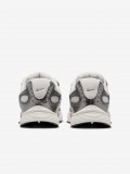 Nike V5 RNR White and Grey Junior Sneakers